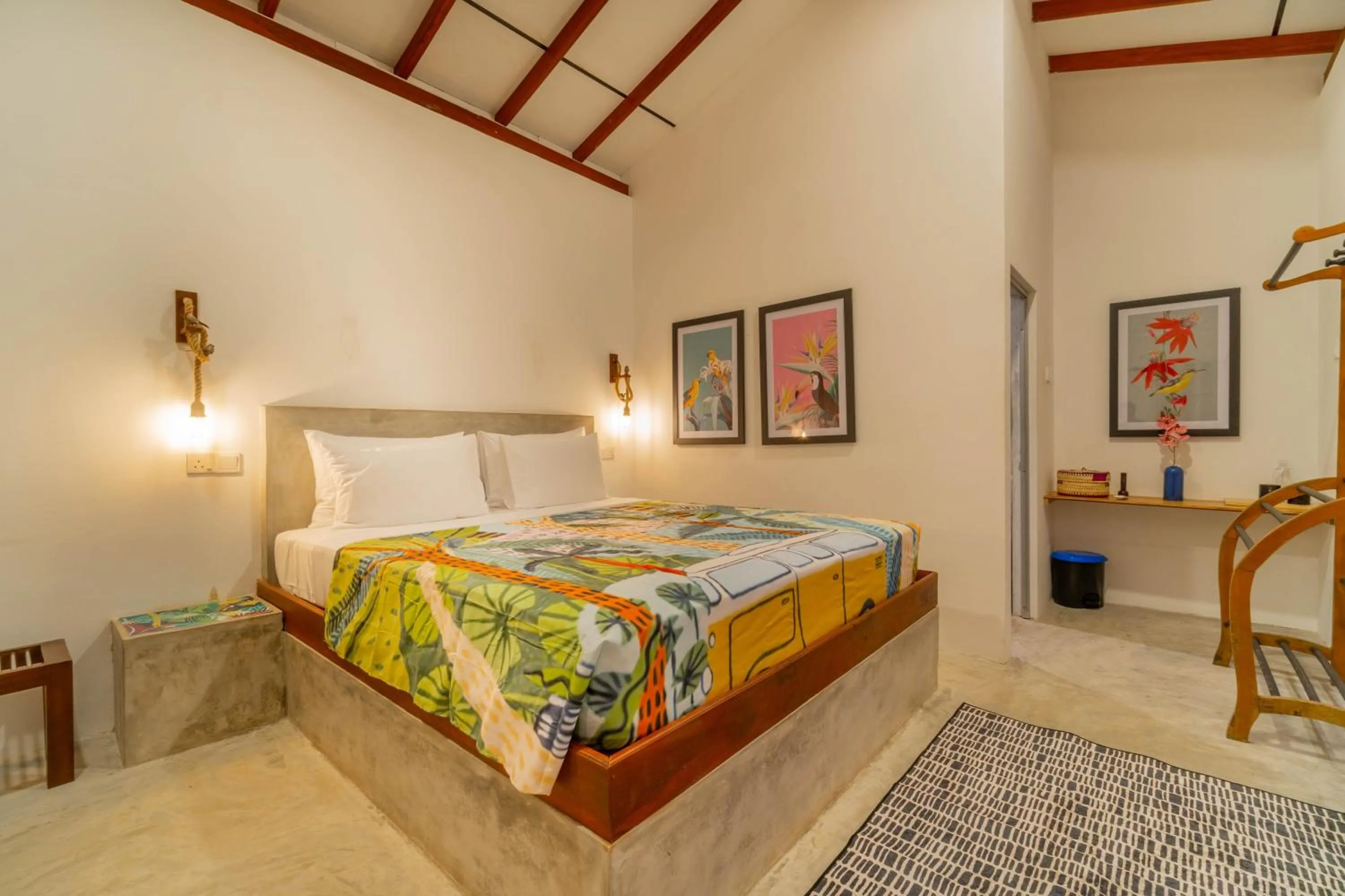 Queen Room with Garden View in Bird Of Paradise - Ahangama Villa
