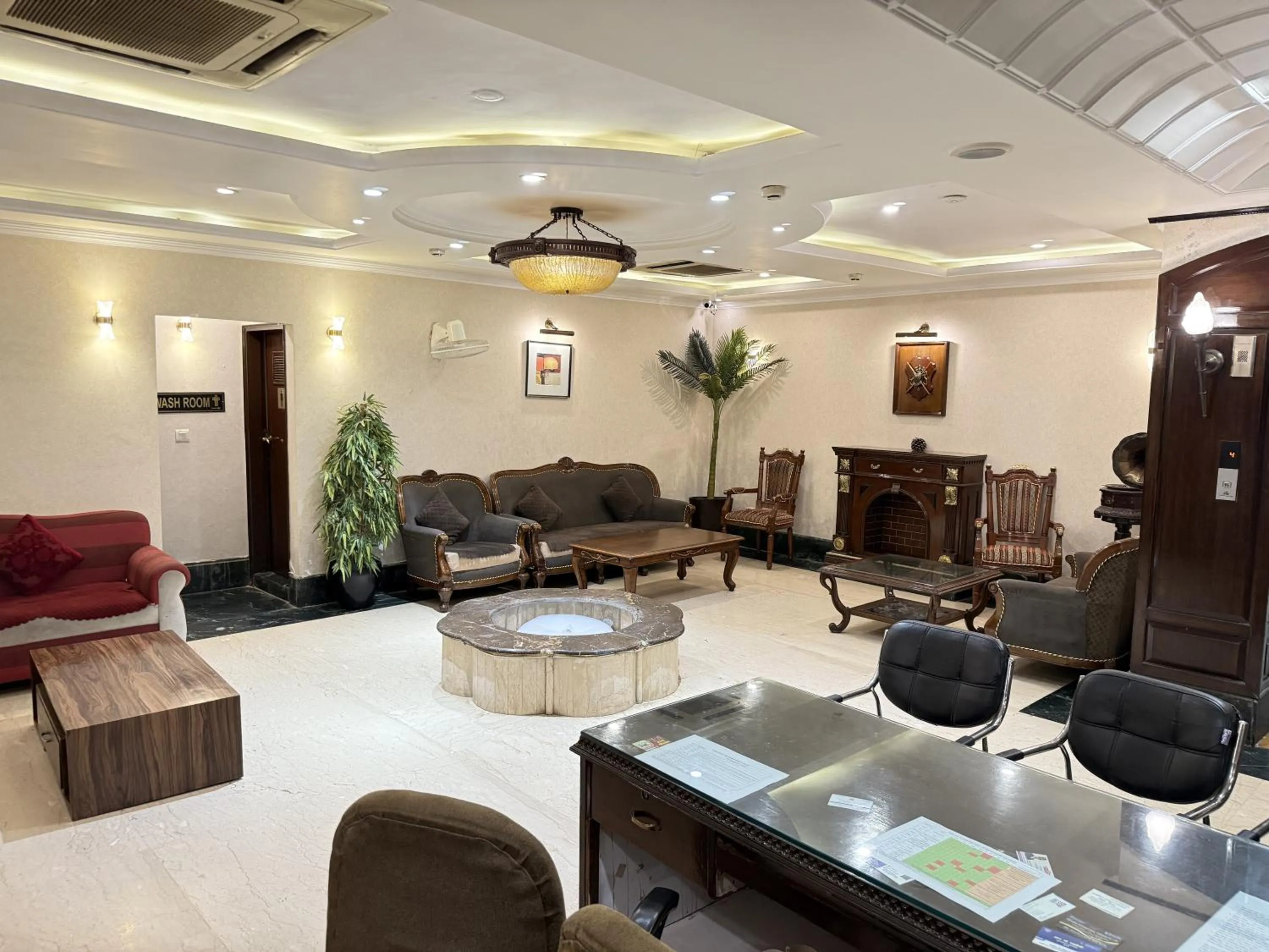 Lobby or reception in Hotel Diplomat Residency