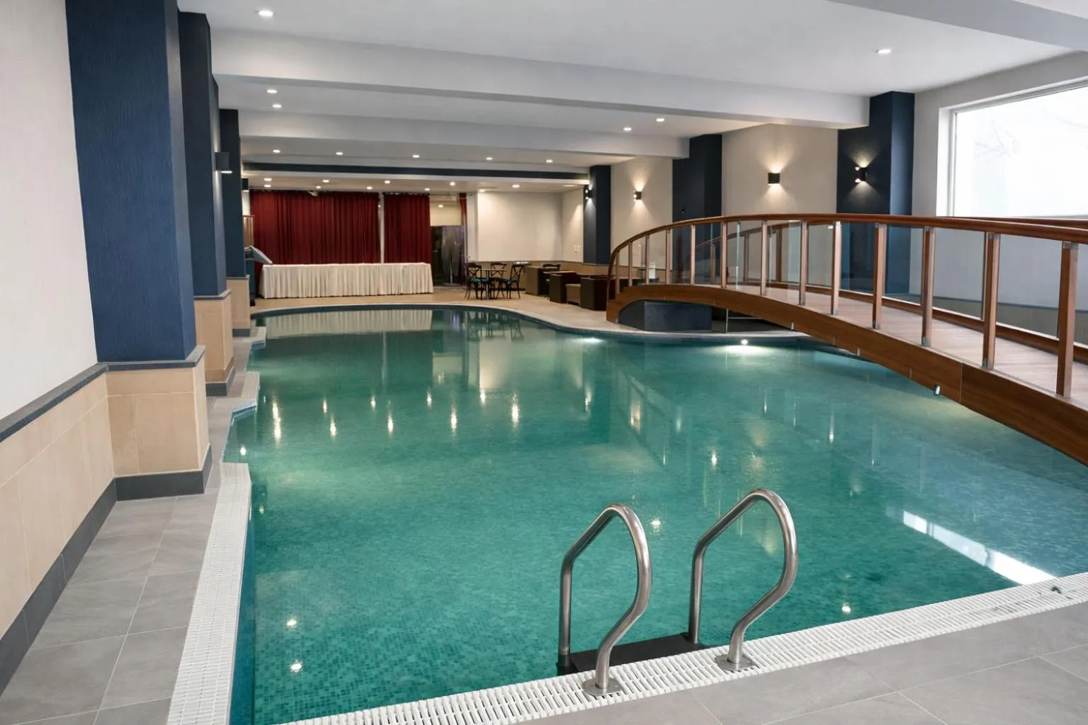 Hotel Diplomat Residency