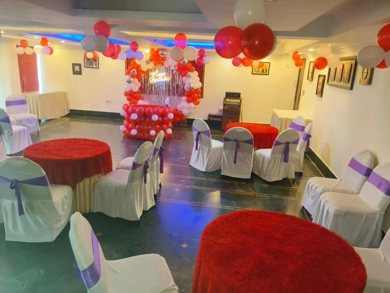 Hotel Diplomat Residency