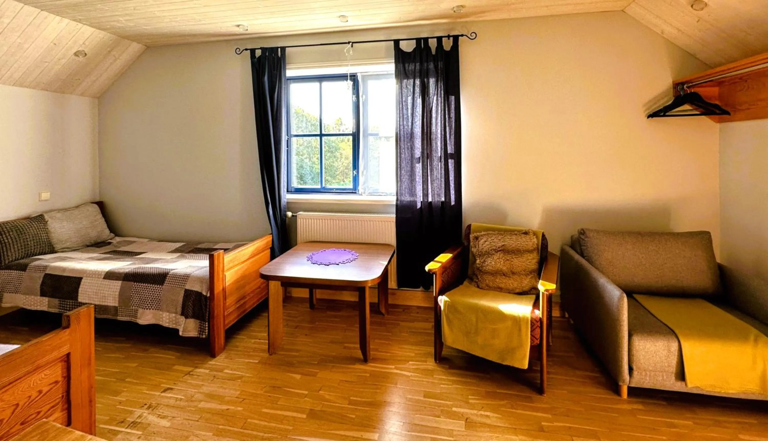 Bed in North Lakeside Villa Plateliai