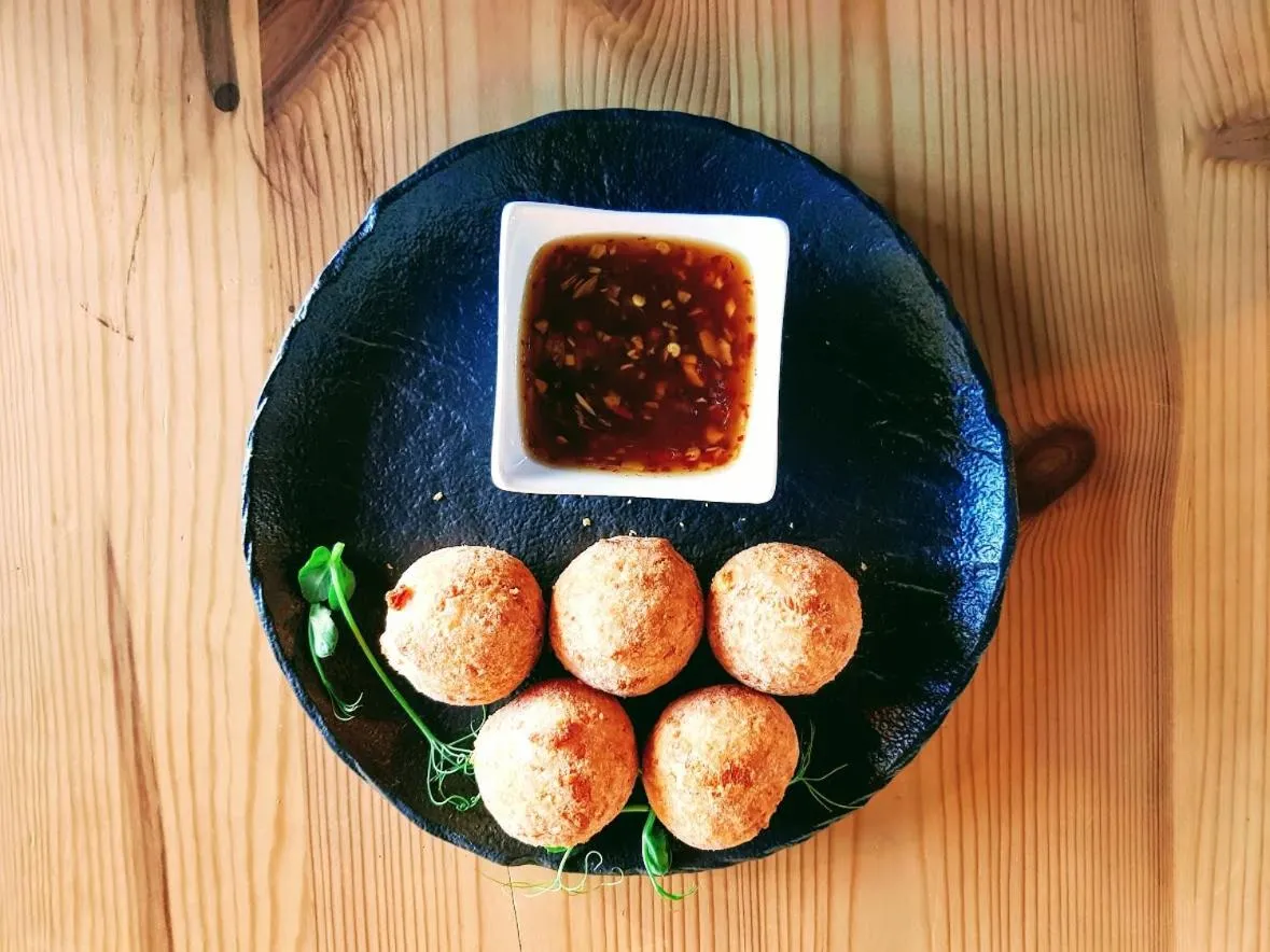 Restaurant/places to eat in North Lakeside Villa Plateliai