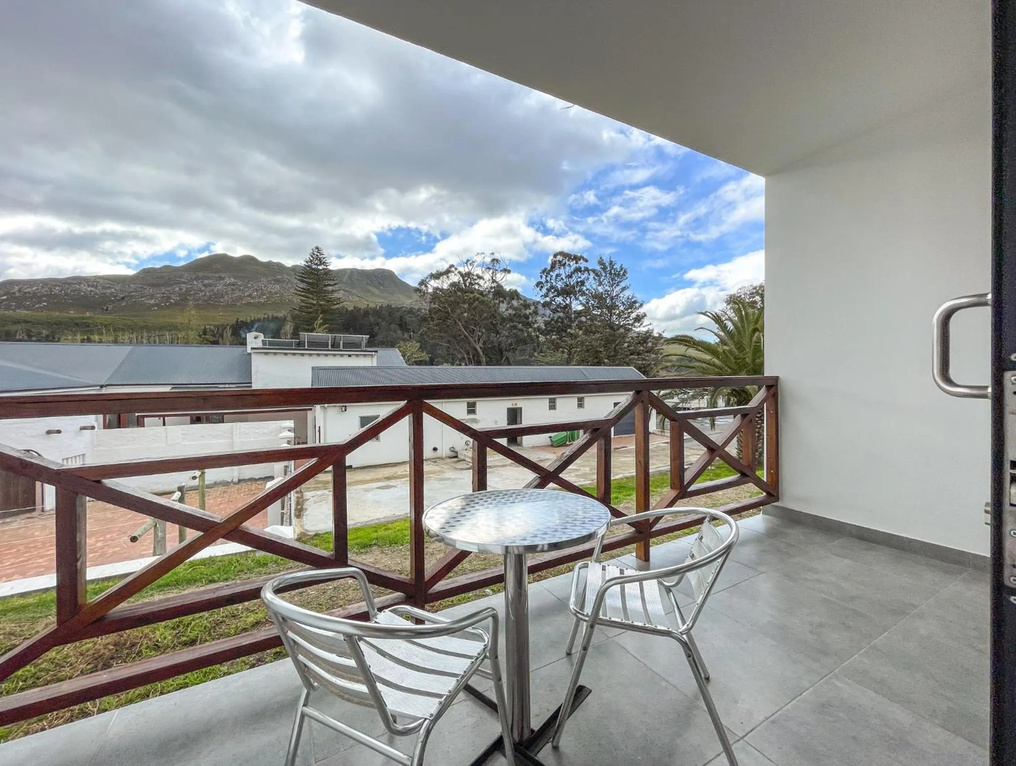 Patio in Houw Hoek Hotel