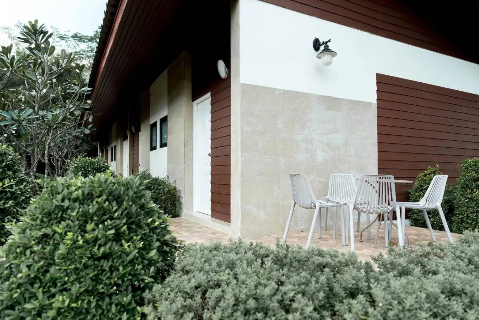 Patio in Wangyao Riverside Resort