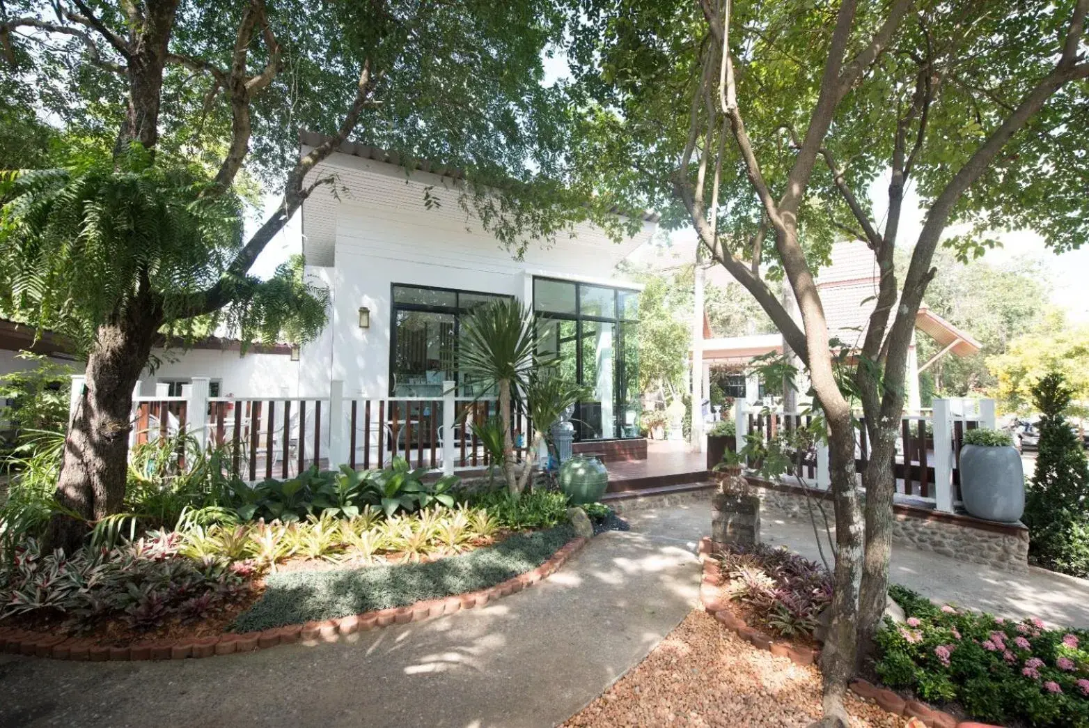 Property building in Wangyao Riverside Resort Property building in Wangyao Riverside Resort