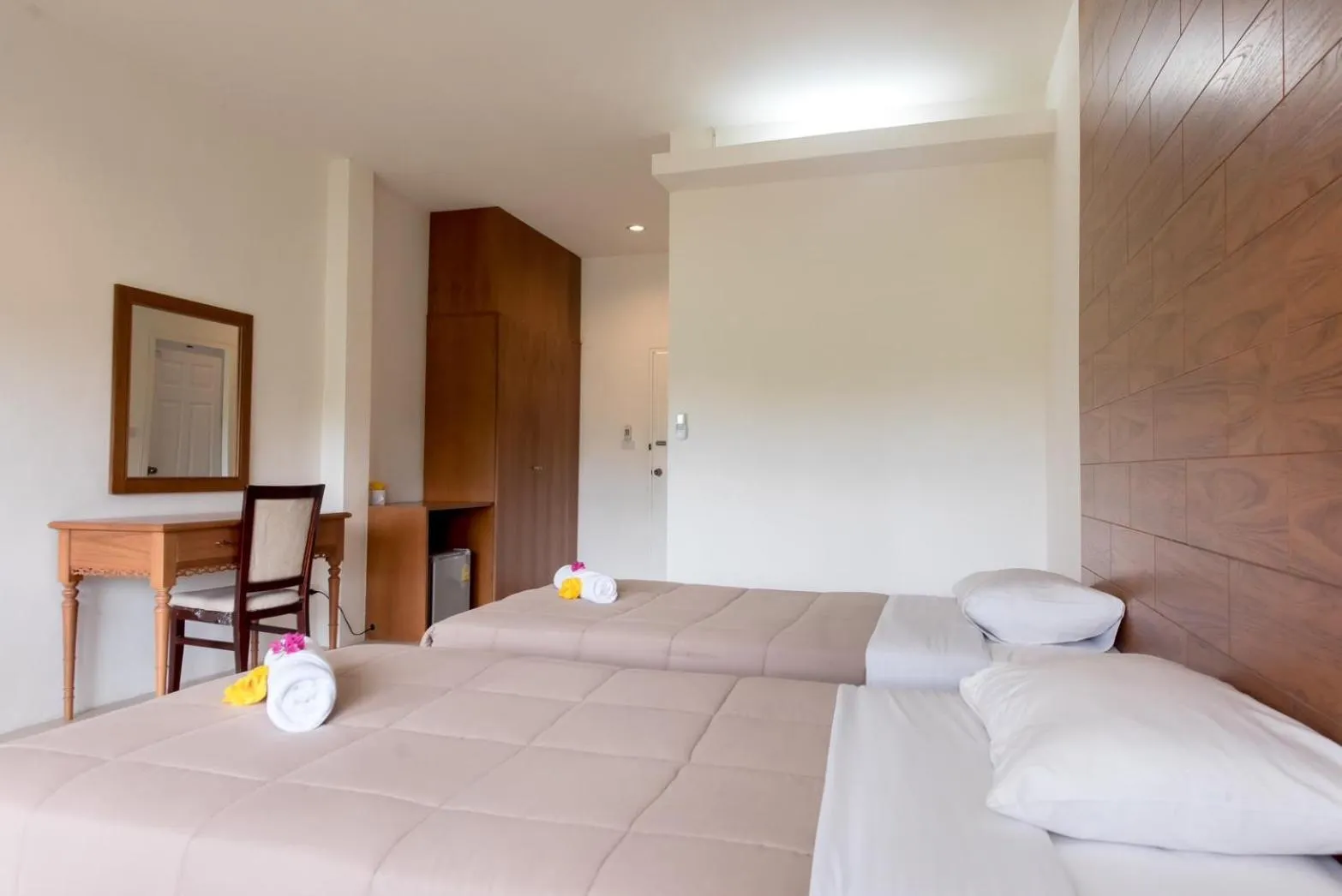 Bed in Wangyao Riverside Resort