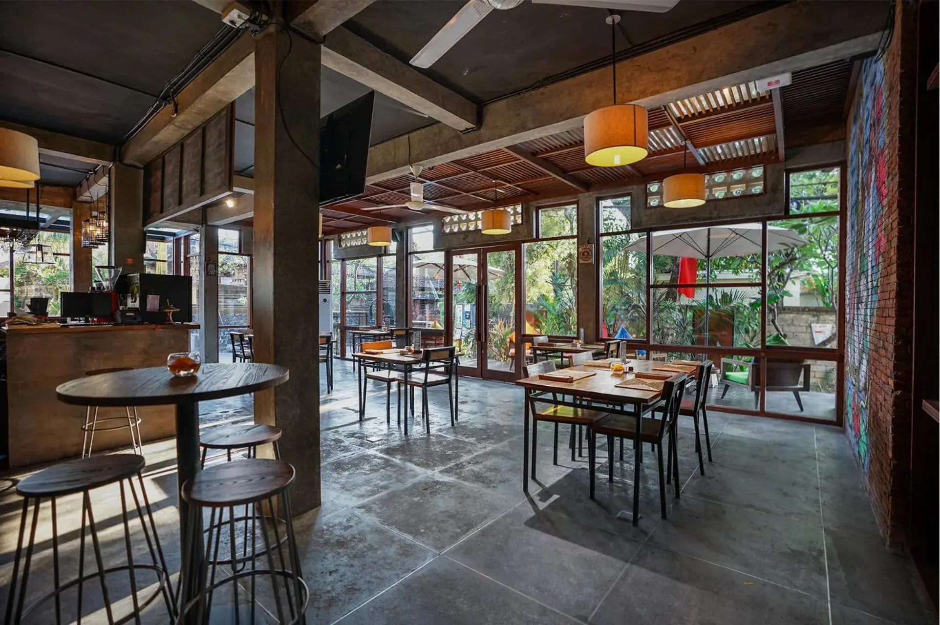 Restaurant/places to eat in Royal Samaja Villas Restaurant/places to eat in Royal Samaja Villas