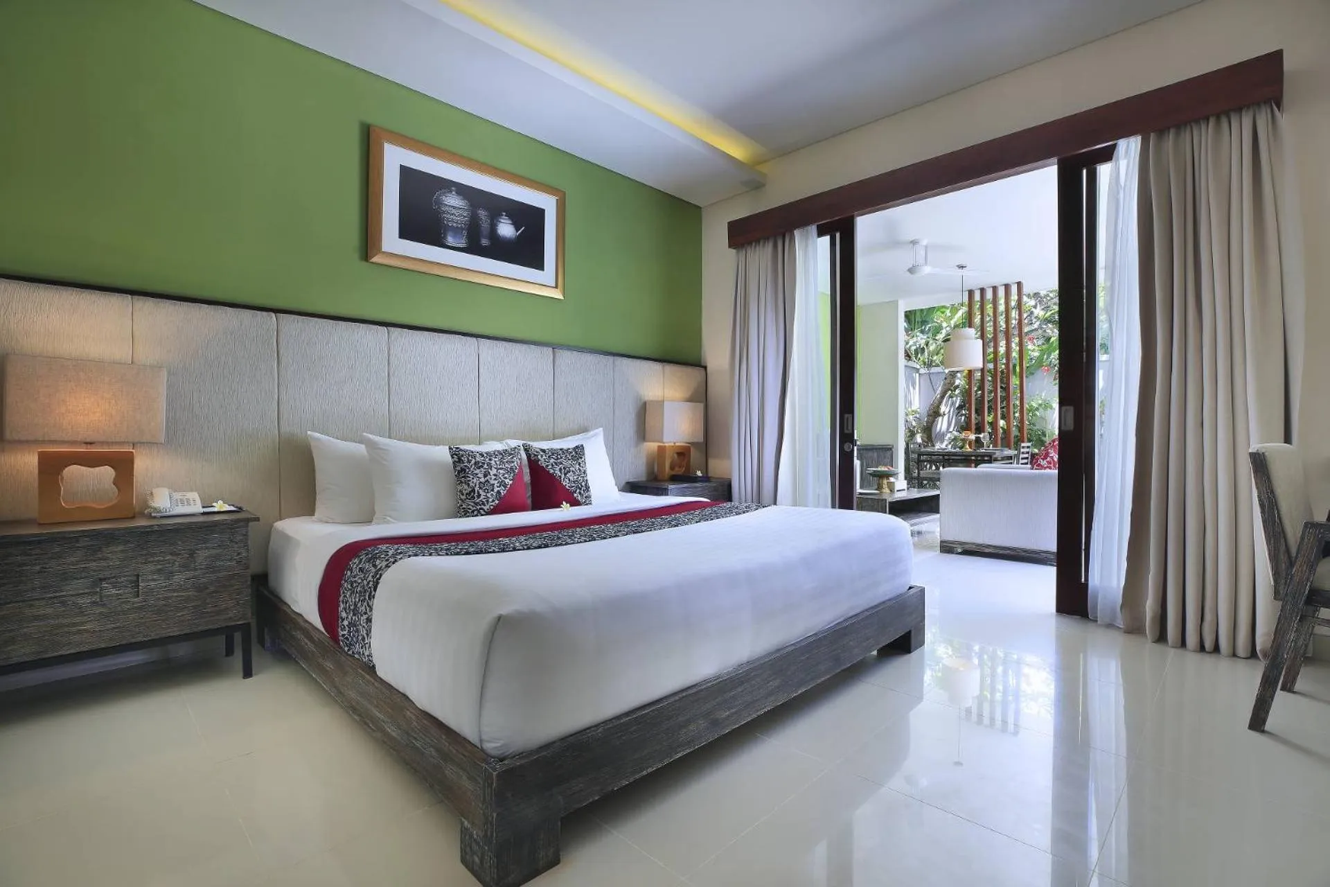 Bed in Royal Samaja Villas