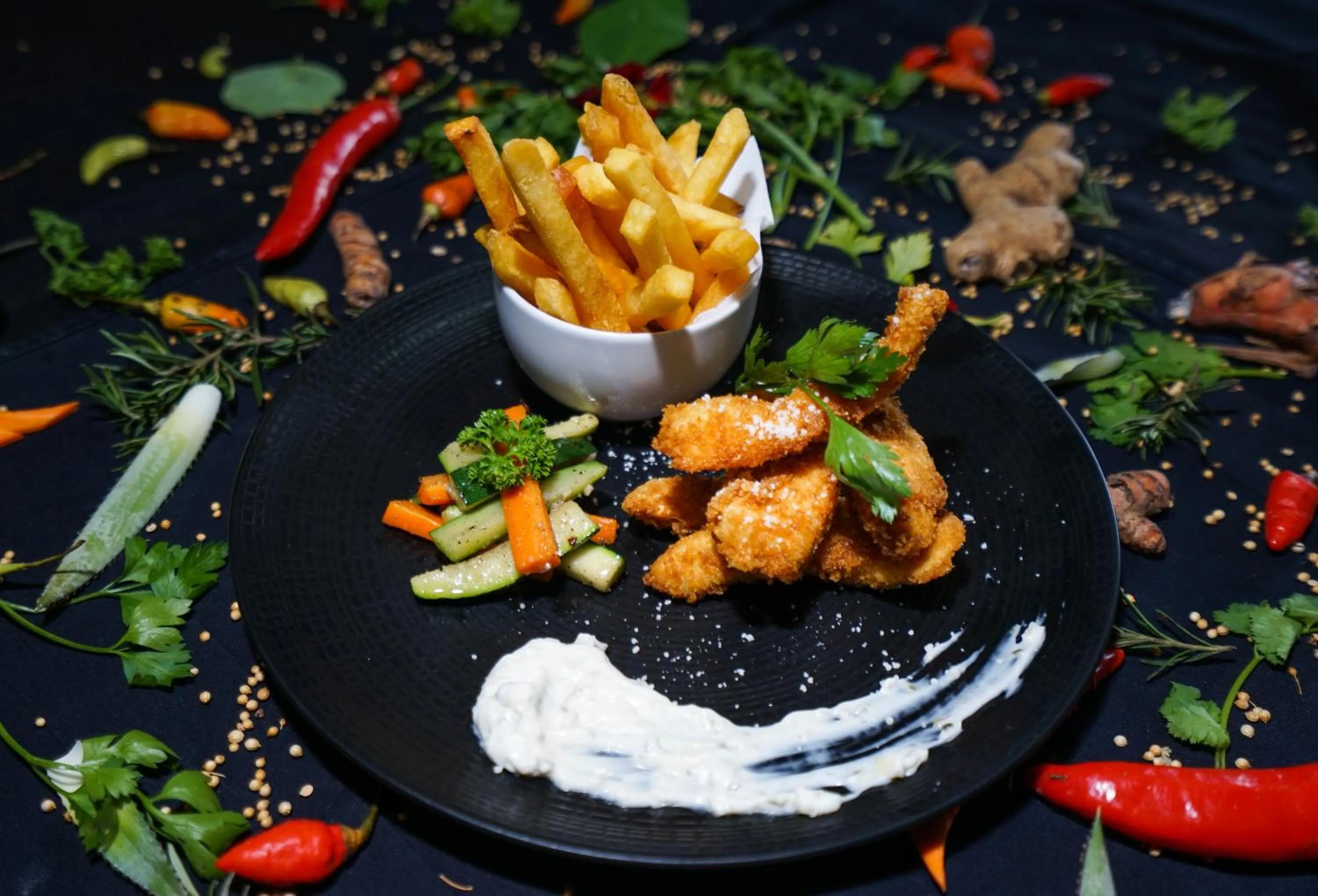 Restaurant/places to eat in Royal Samaja Villas