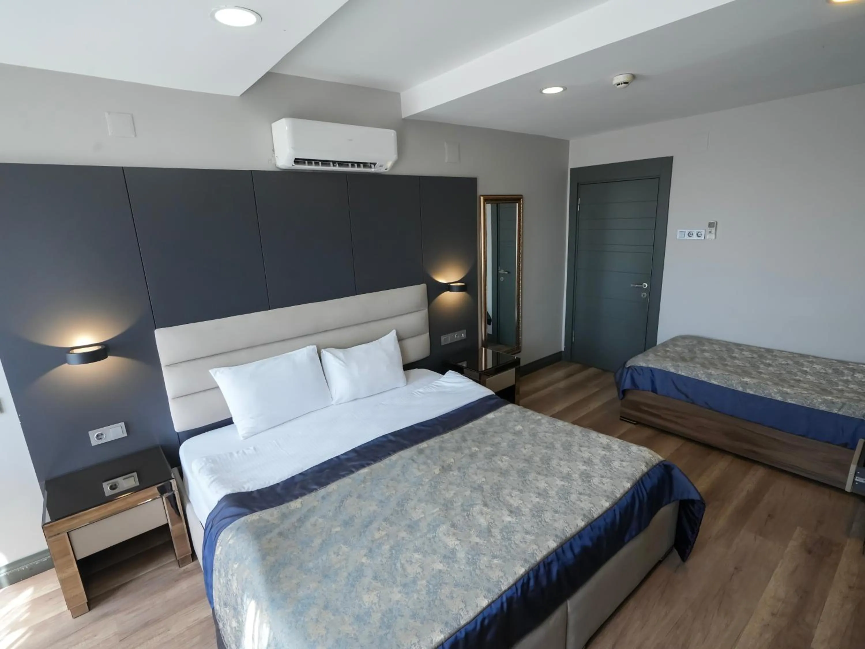 Bed in No 139 Apartments