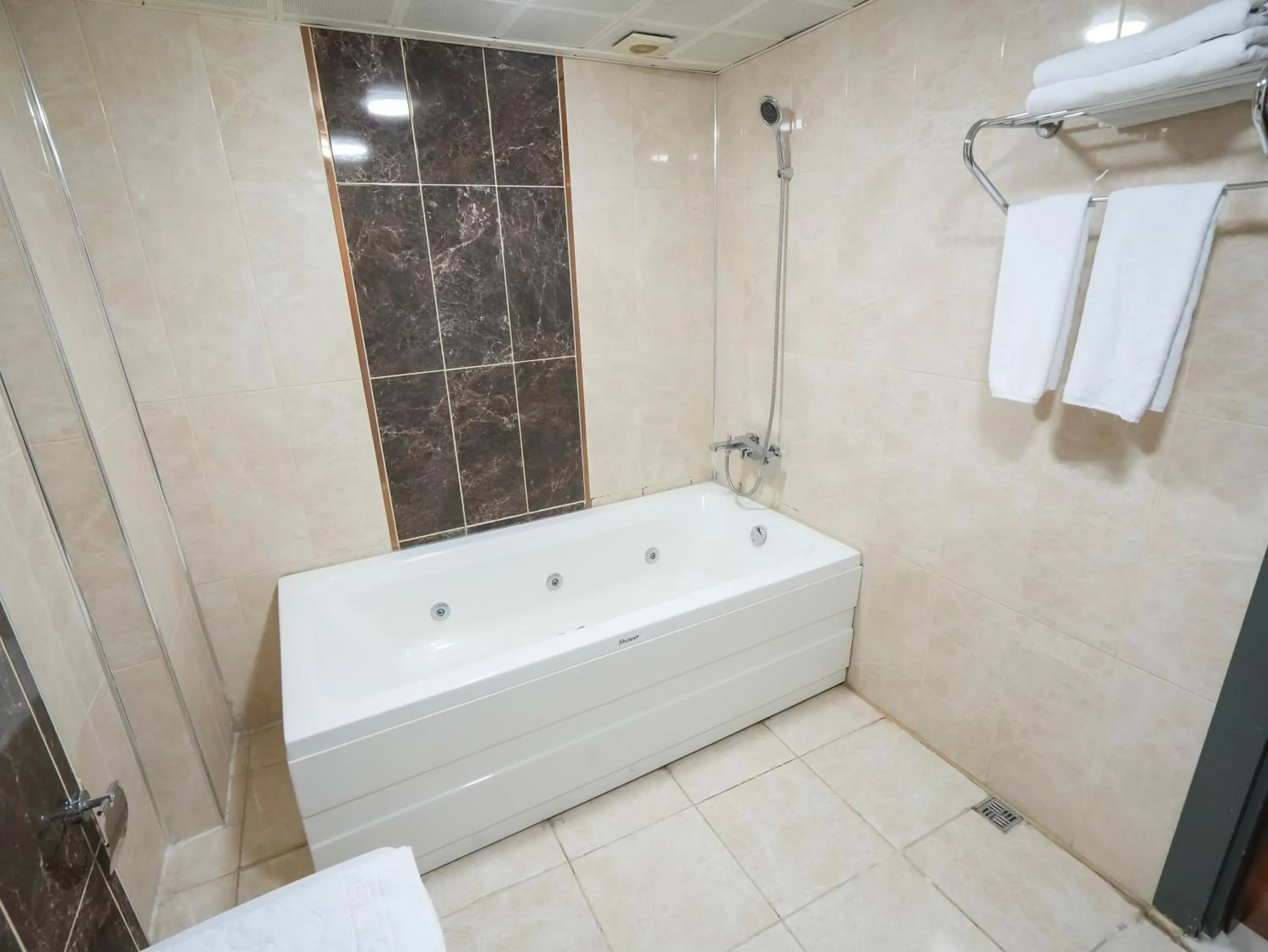 Shower in No 139 Apartments