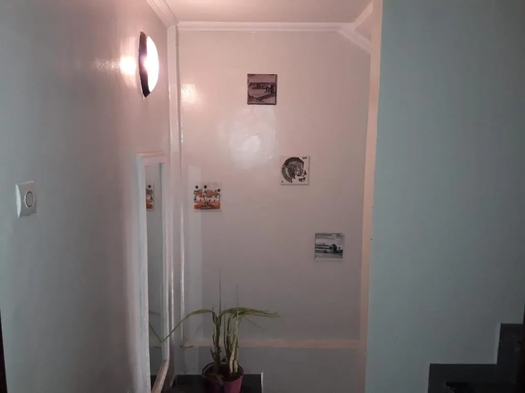 Facade/entrance in Etablissement moderne