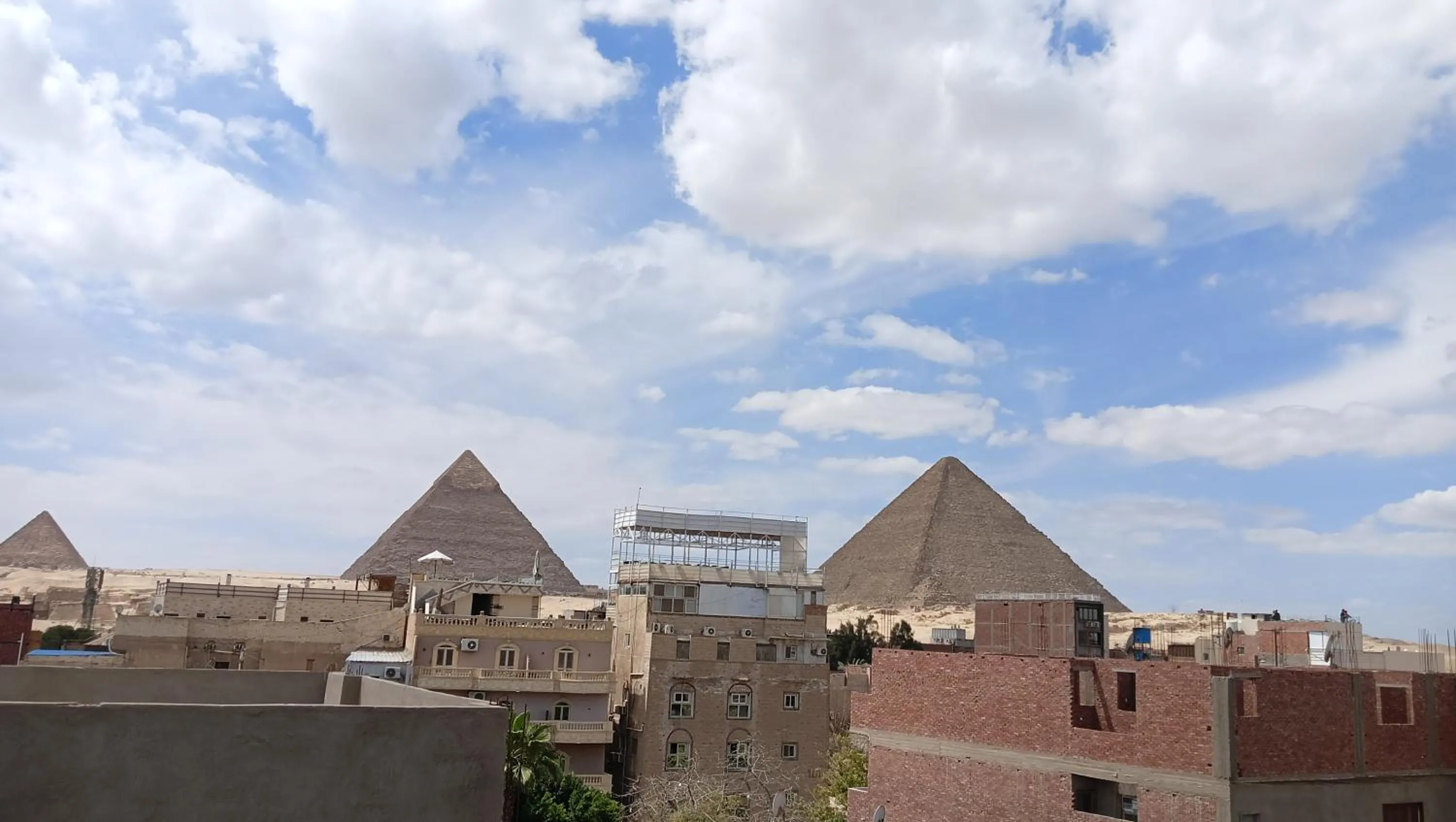 Property building in Falcon pyramids inn