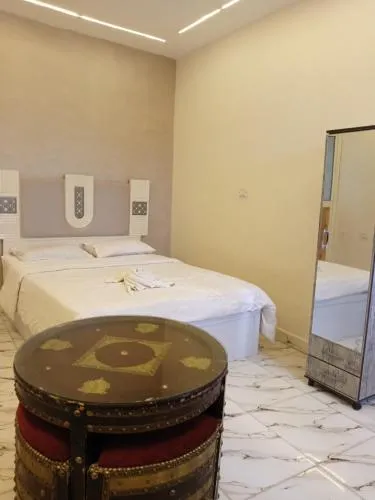 Bed in Falcon pyramids inn