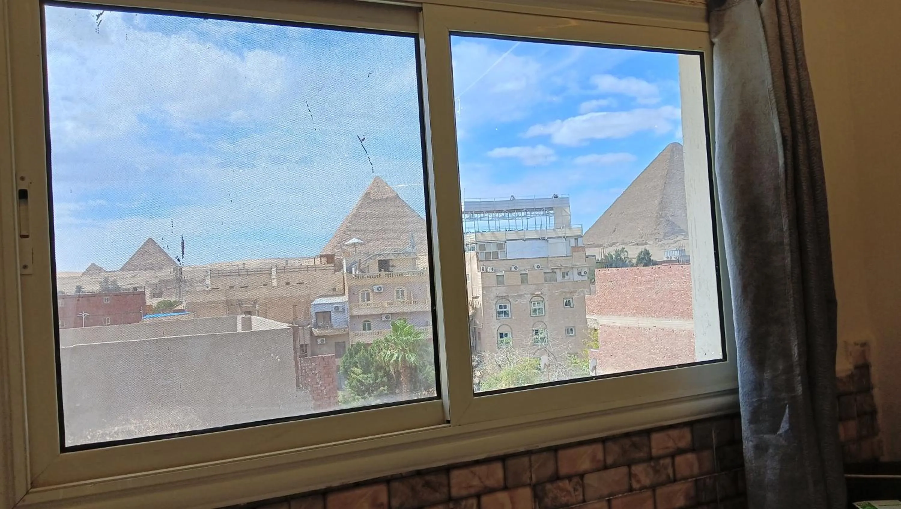 Day in Falcon pyramids inn
