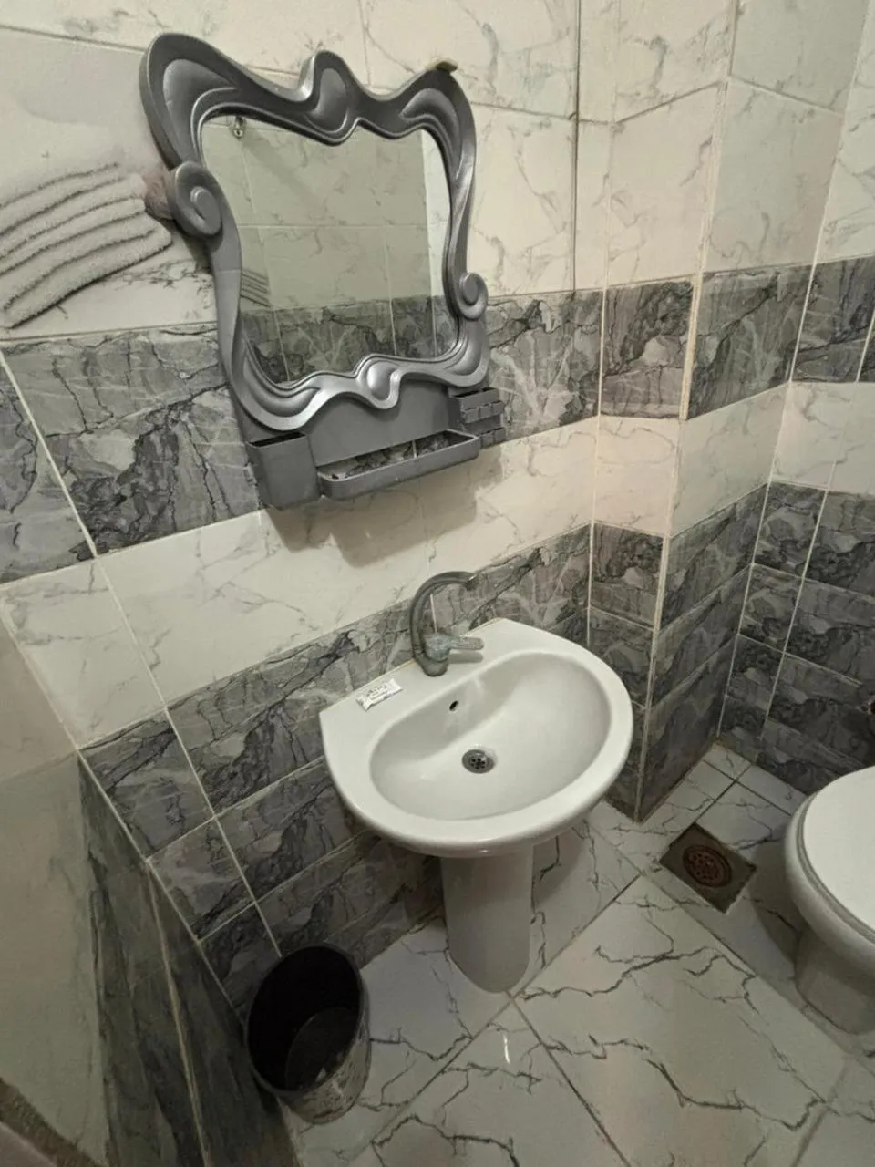 Shower in Falcon pyramids inn