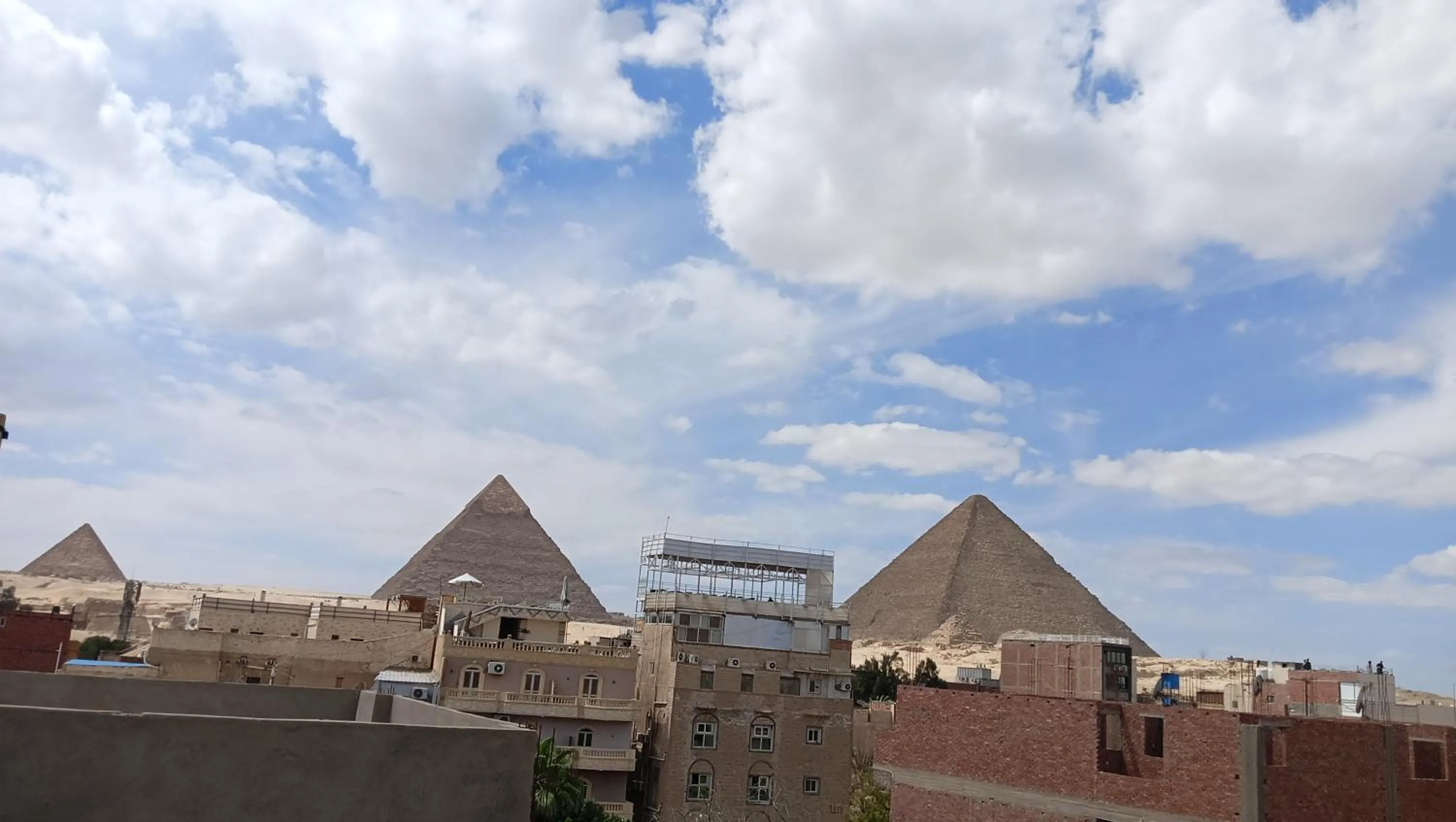 Property building in Falcon pyramids inn