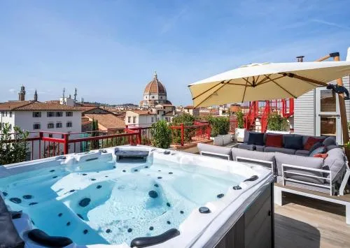 Jacuzzi Rooftop View 360 Penthouse