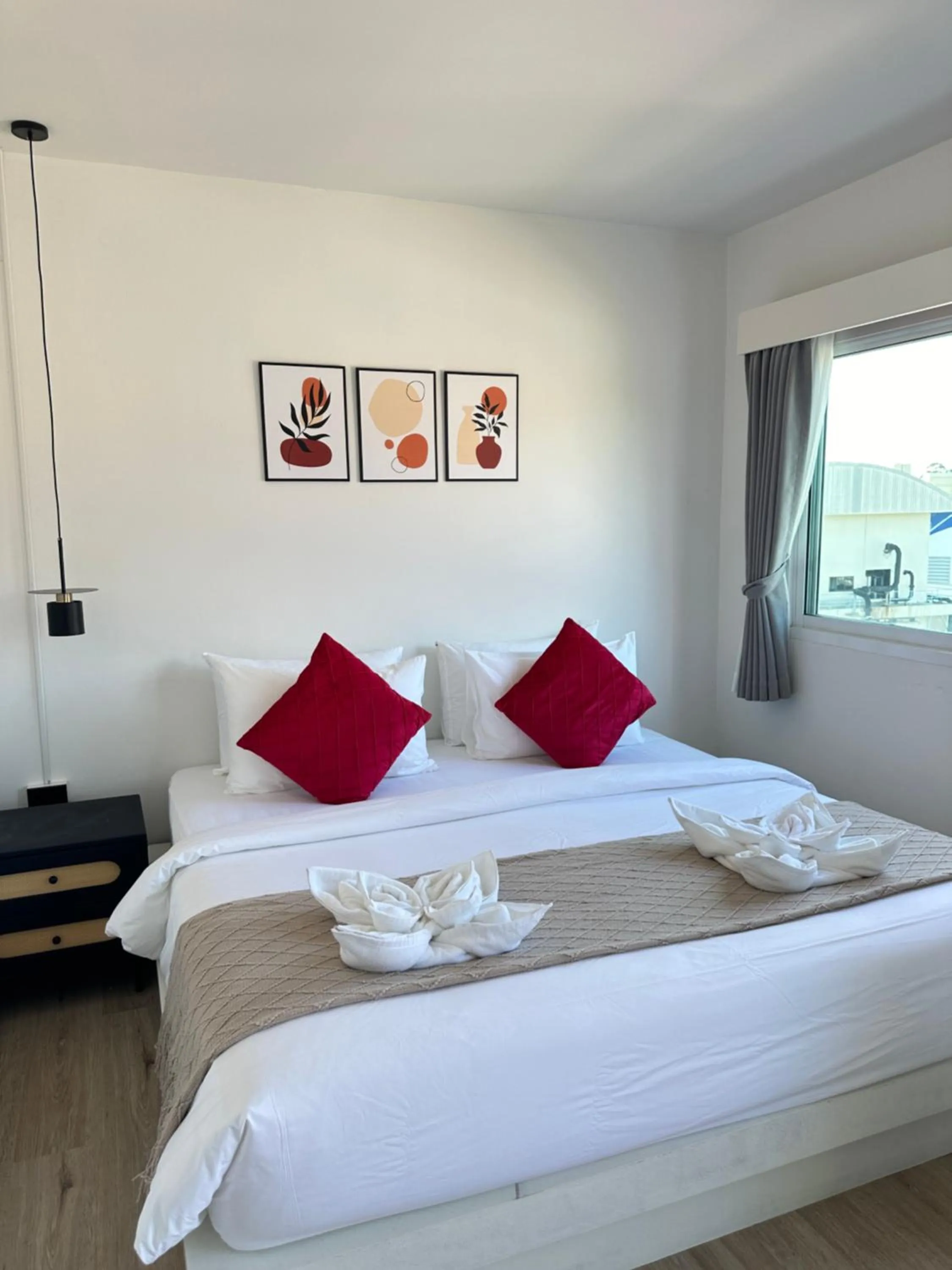 Bed in Jellyfish Residence Patong