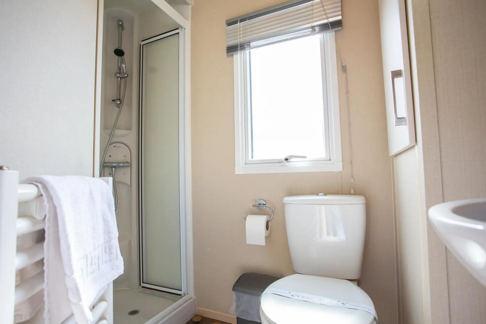 Bathroom in Barmouth Bay Holiday Park