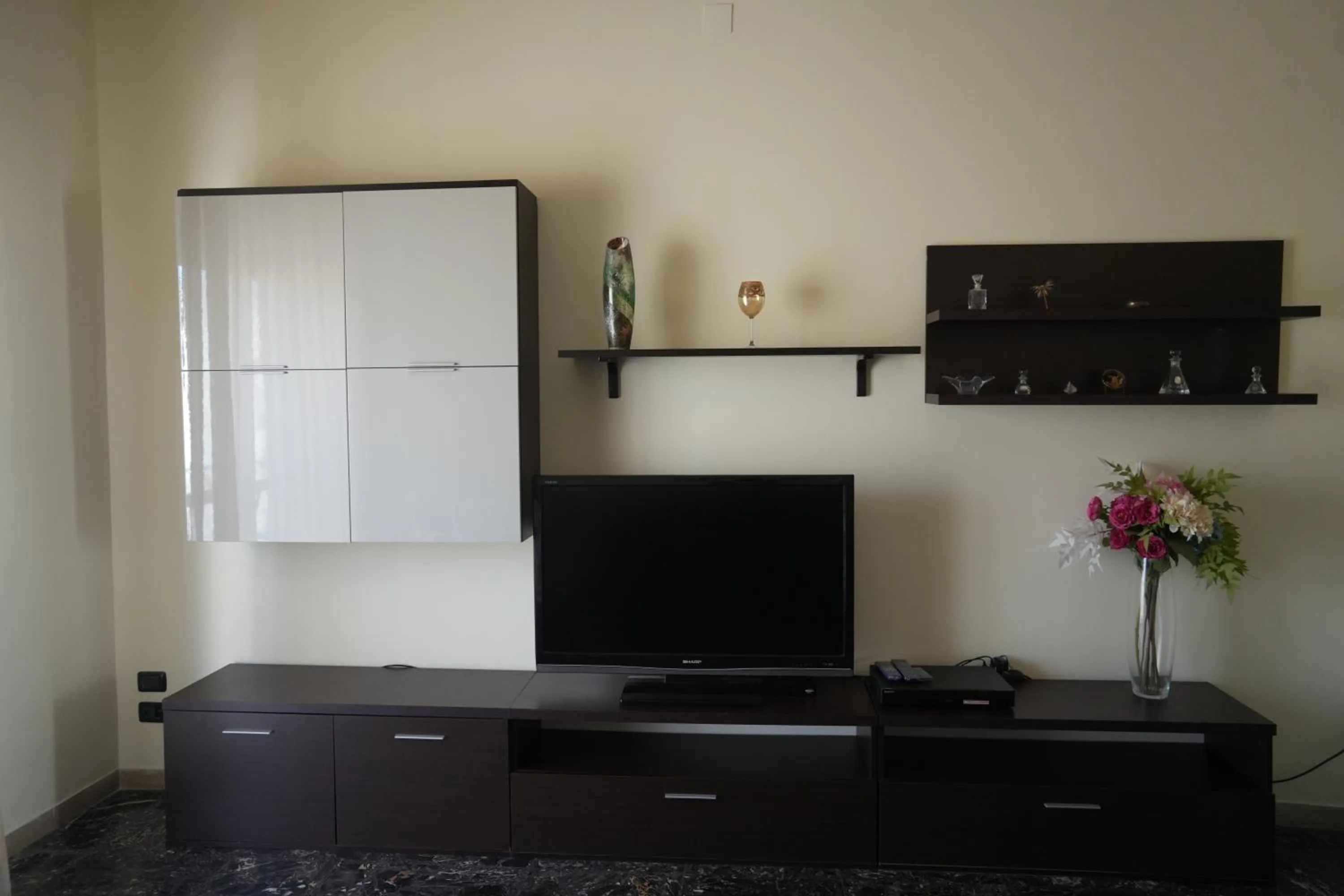 TV and multimedia in La Regina del Sole