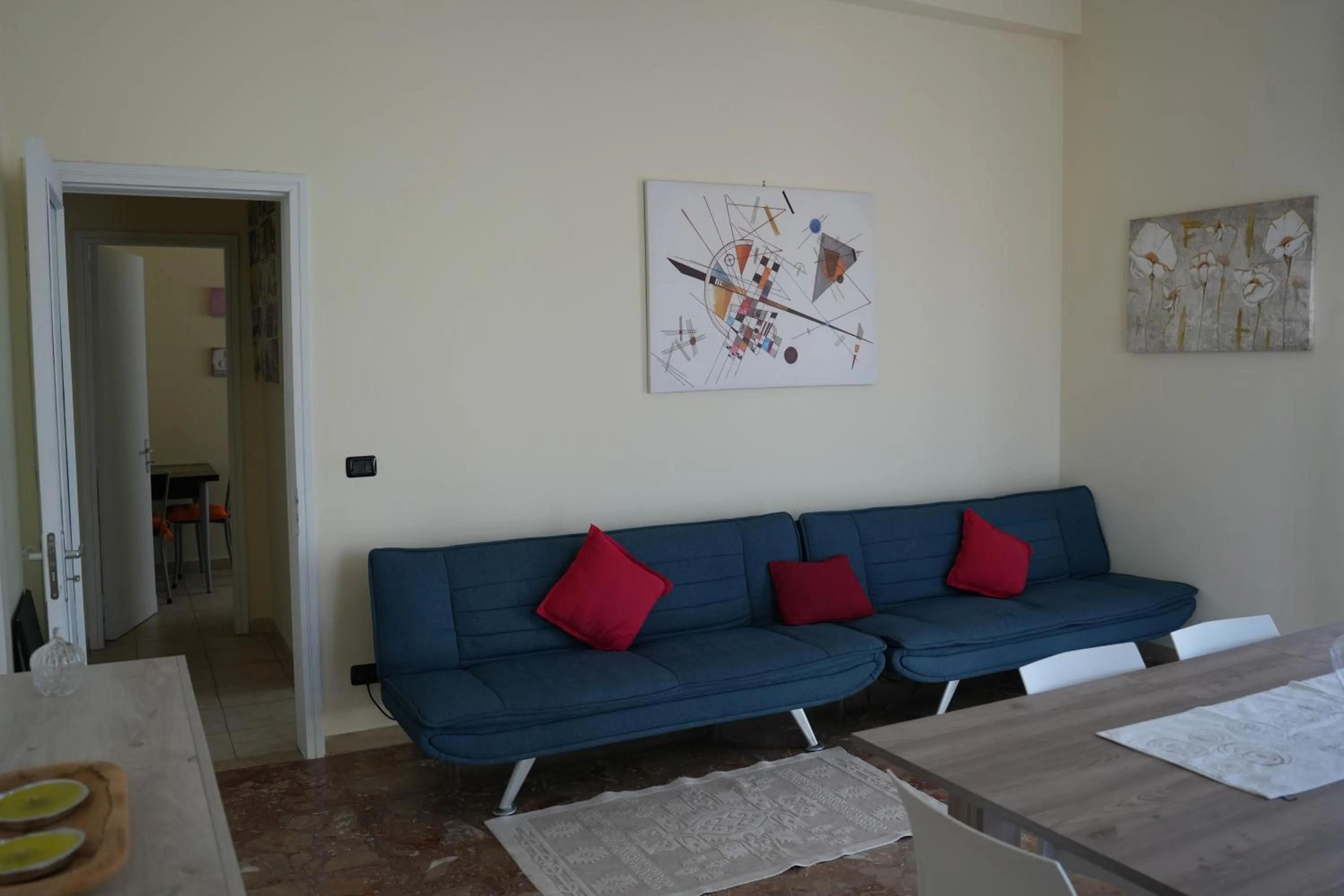 Seating area in La Regina del Sole