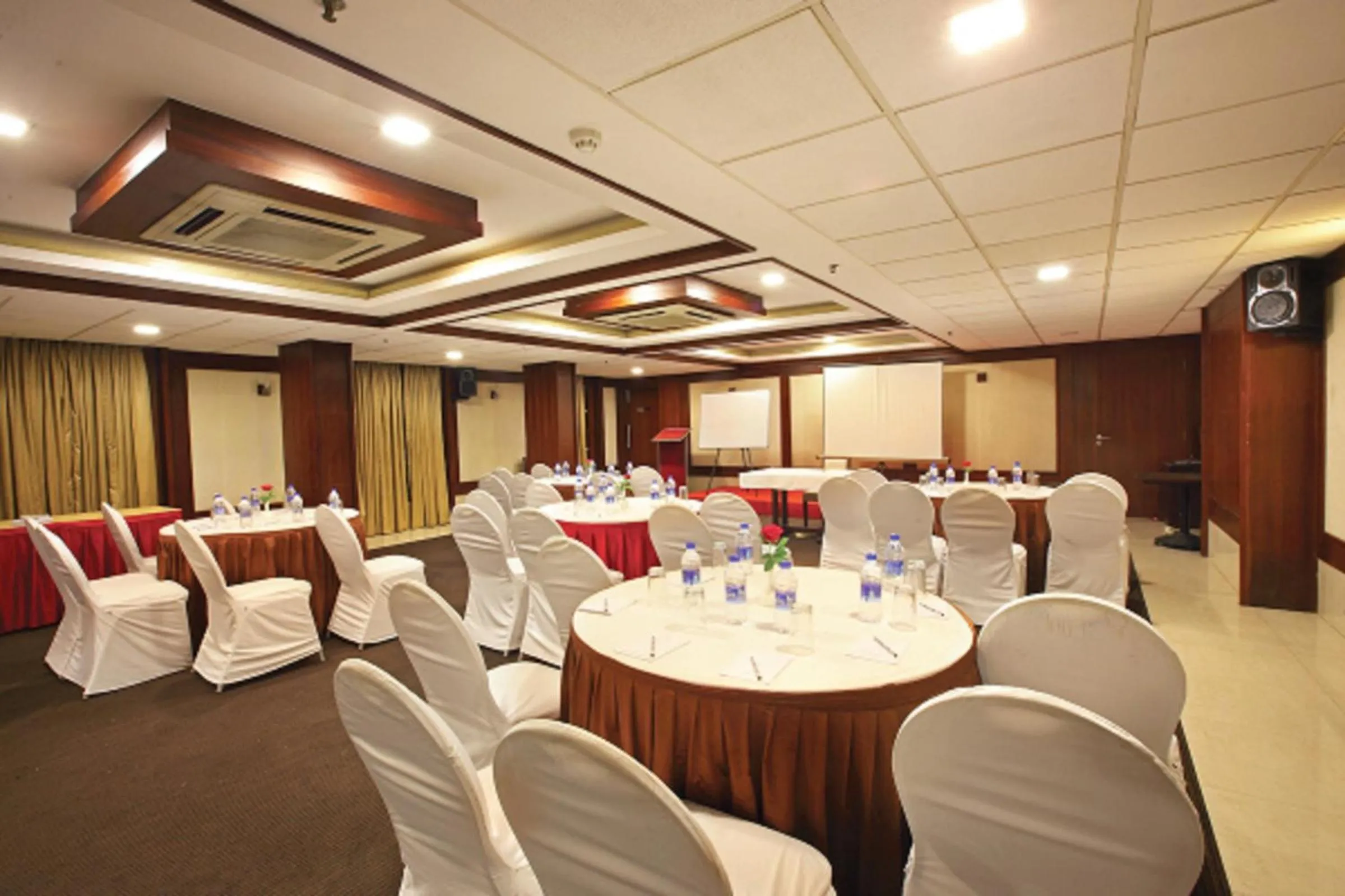 Banquet/Function facilities in Broad Bean Cochin
