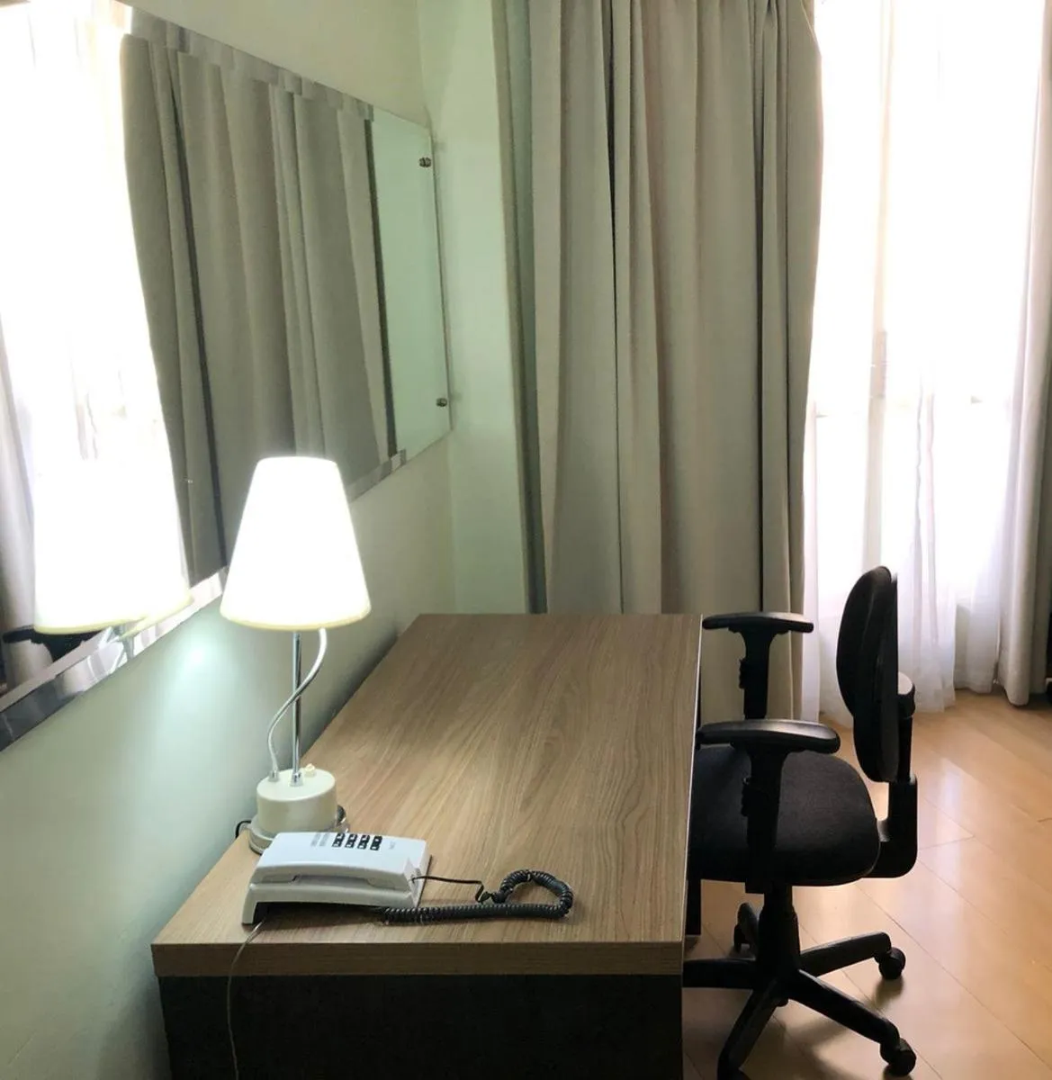 Bedroom in San Raphael Hotel