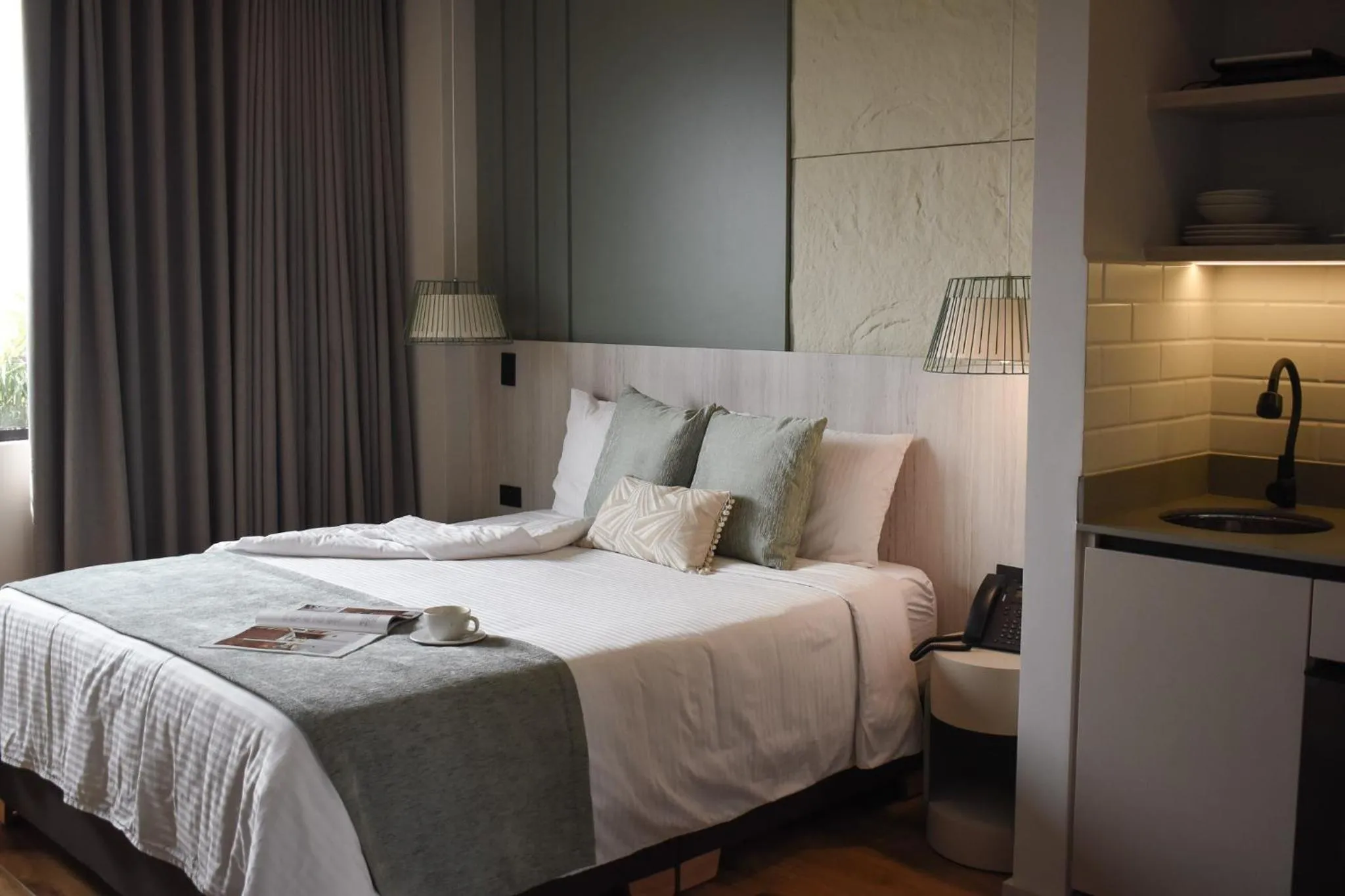 Bed in Hotel Ryo 74B Suites by Growing Group