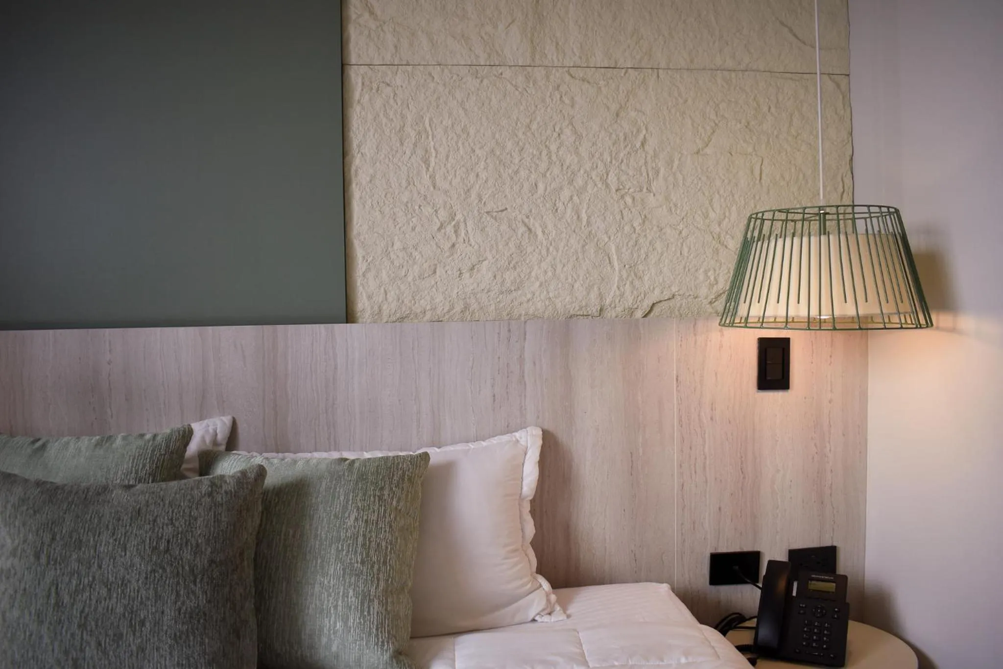 Bed in Hotel Ryo 74B Suites by Growing Group