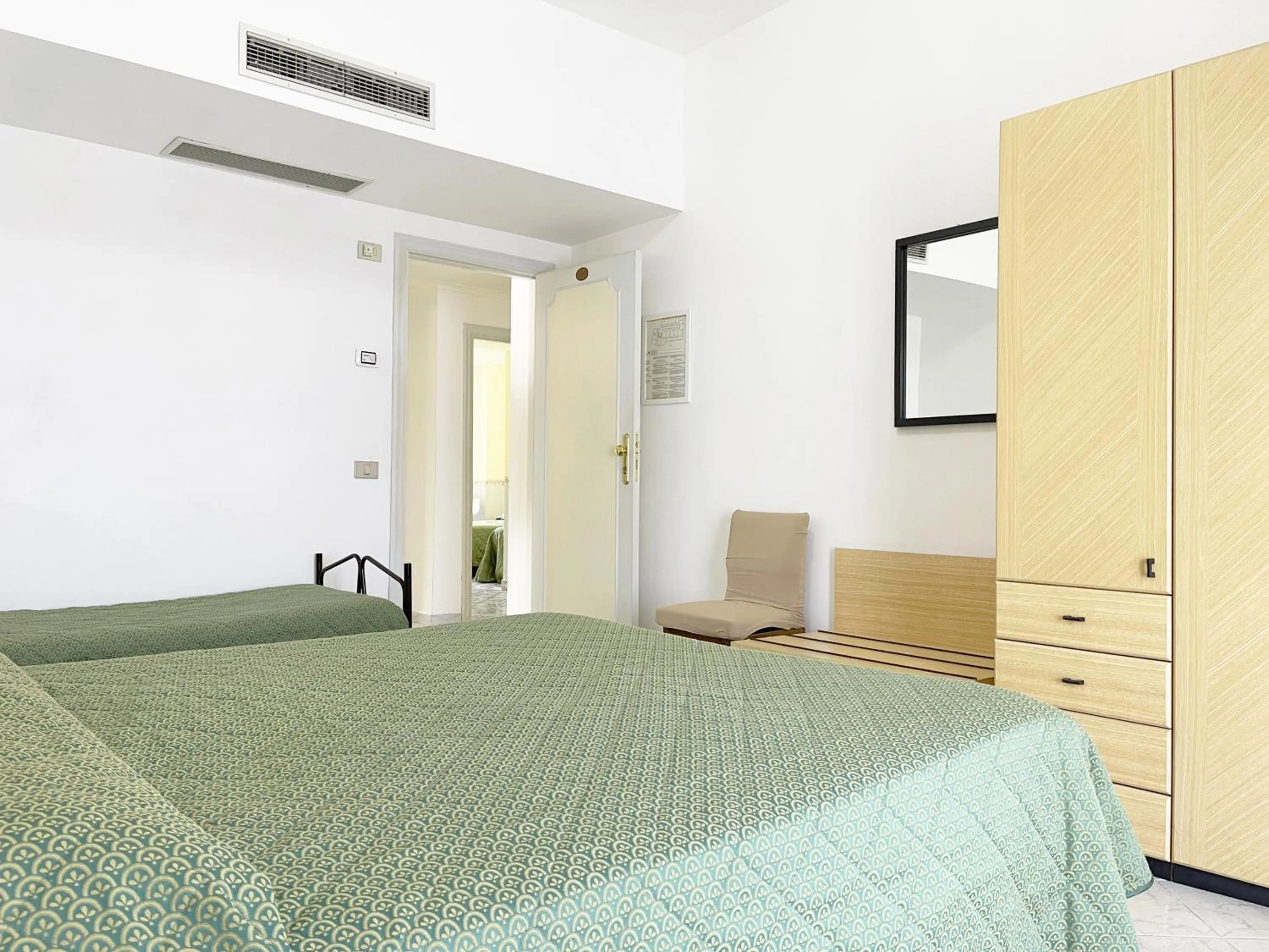 Photo of the whole room in Hotel Reginella