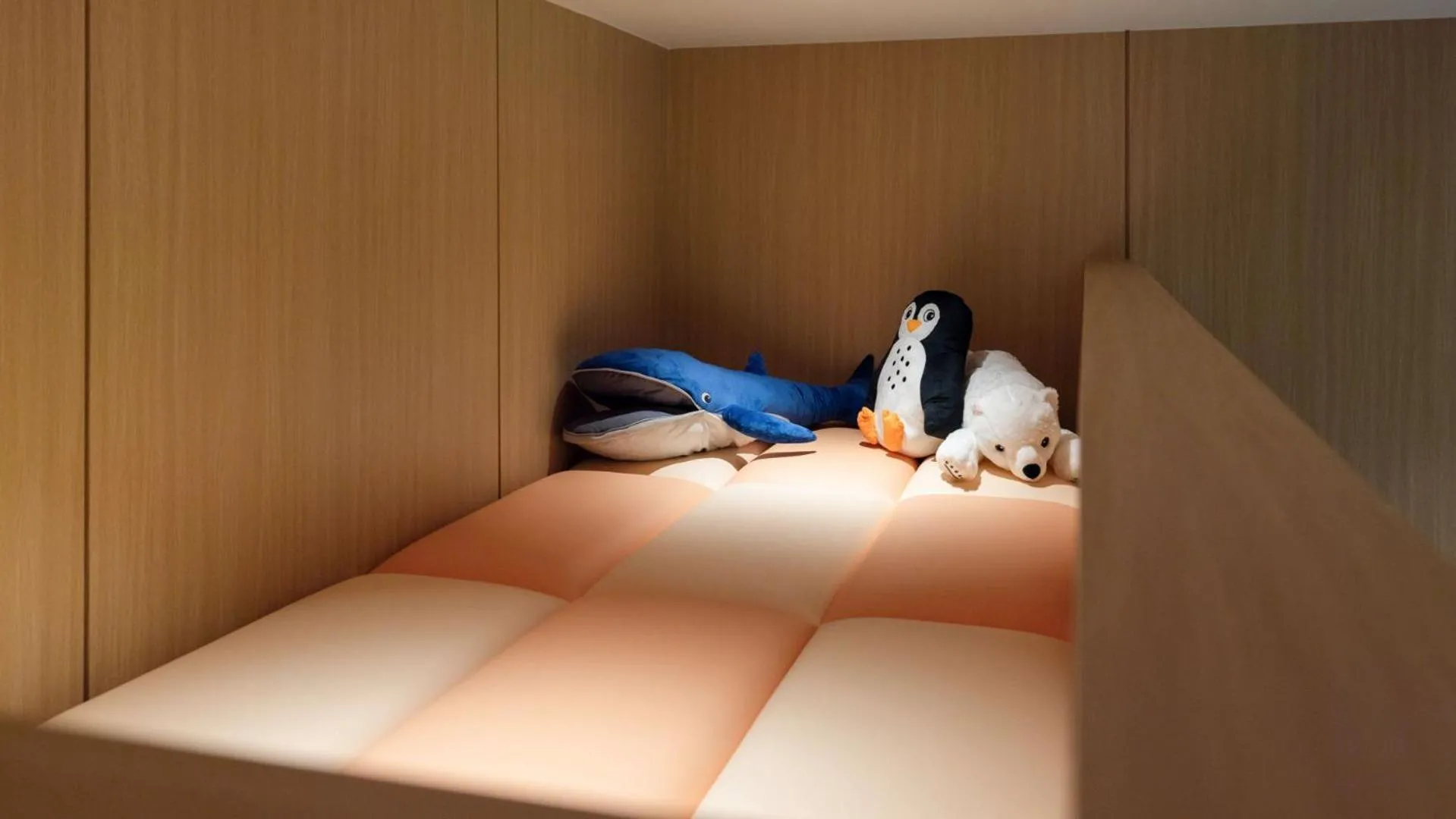 Photo of the whole room, Bed in Anook Resort & Spa Busan Haeundae