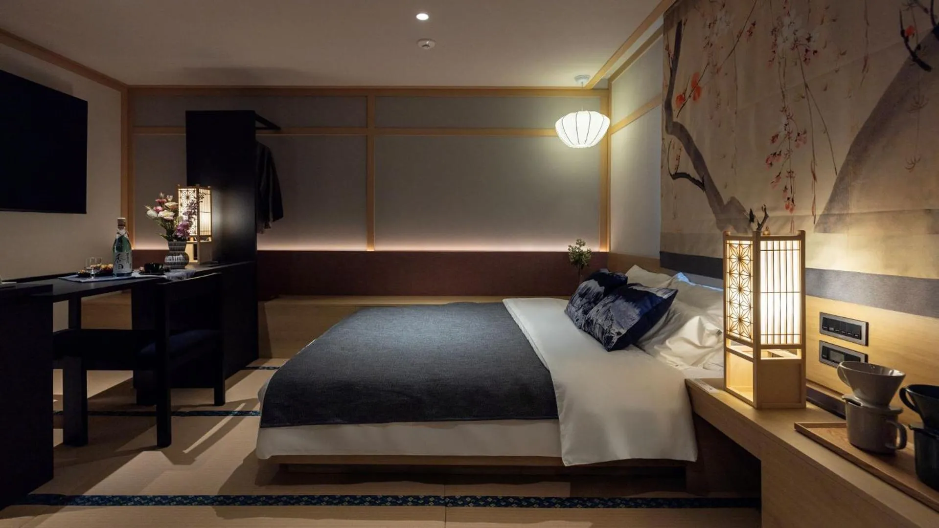 Photo of the whole room, Bed in Anook Resort & Spa Busan Haeundae
