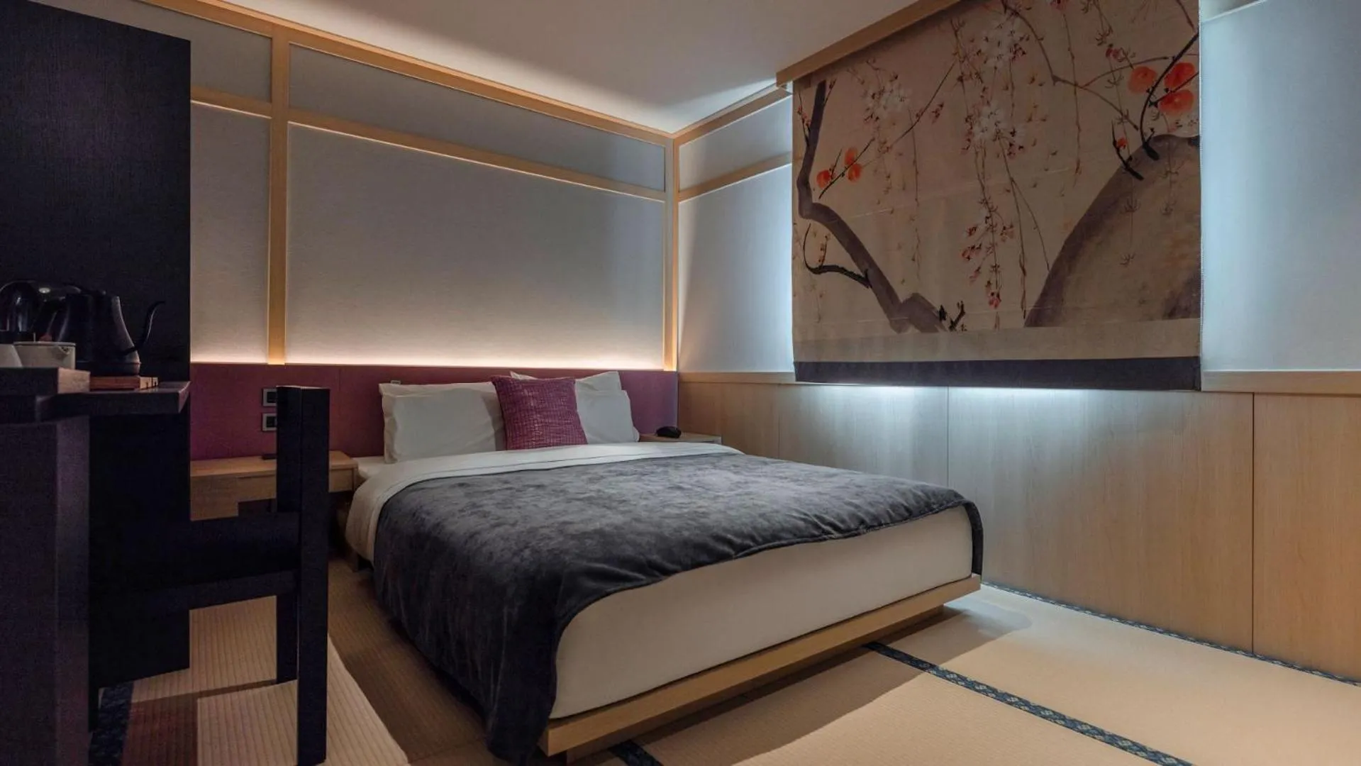 Photo of the whole room, Bed in Anook Resort & Spa Busan Haeundae