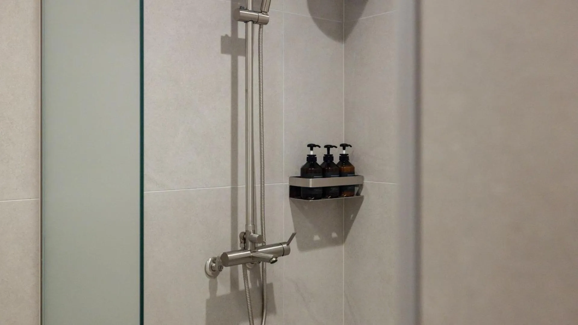 Shower in Anook Resort & Spa Busan Haeundae
