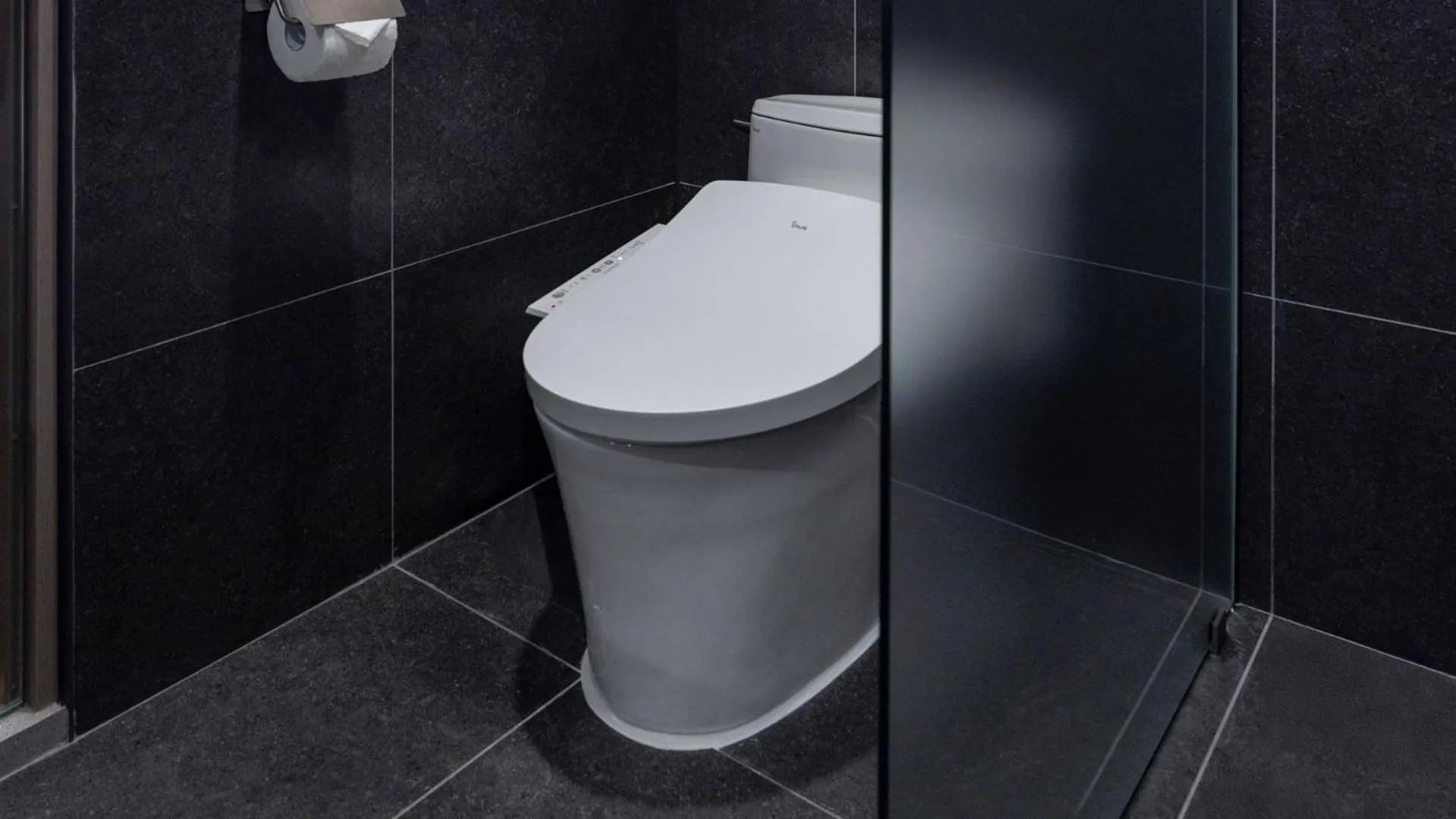 Toilet in Anook Resort & Spa Busan Haeundae