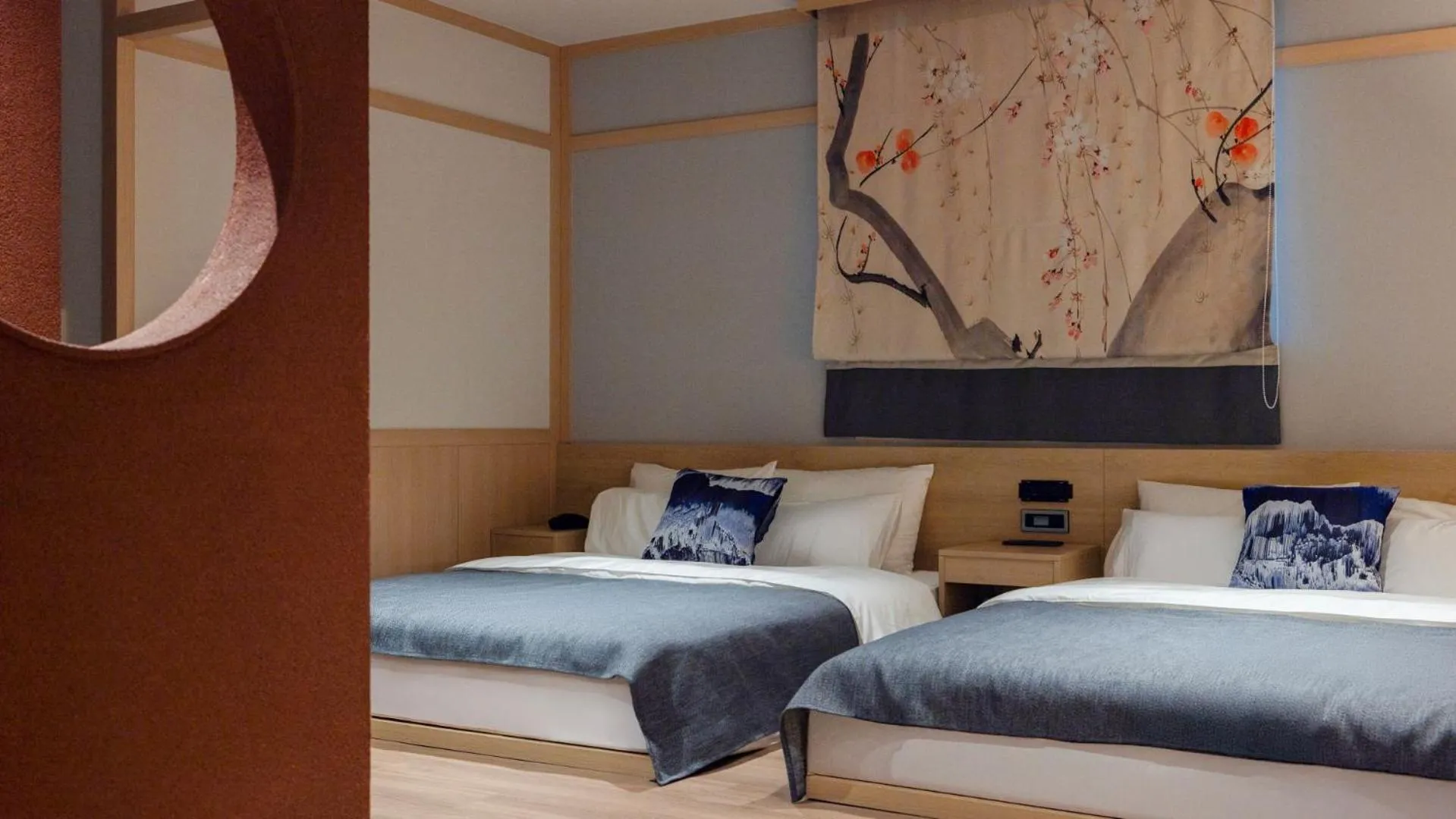 Photo of the whole room, Bed in Anook Resort & Spa Busan Haeundae