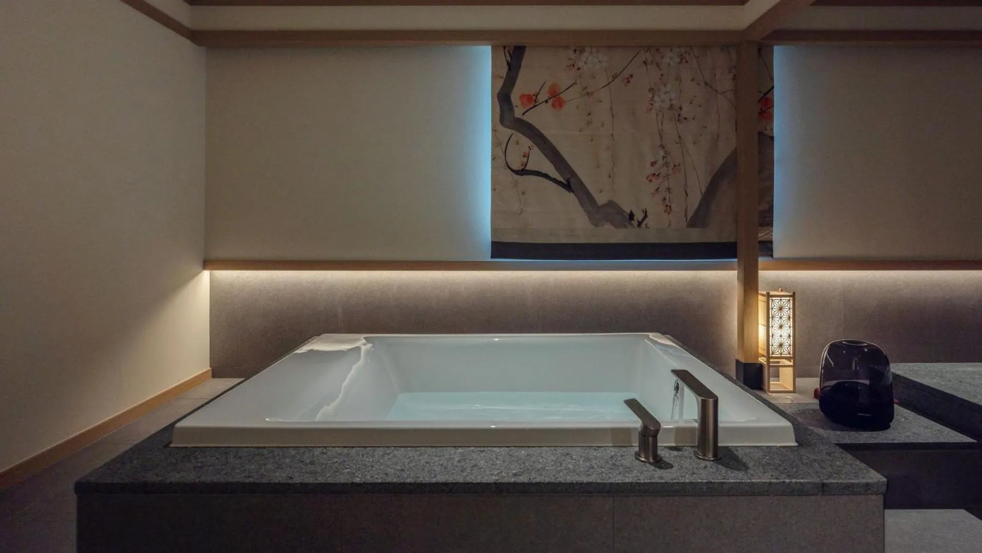 Hot Tub in Anook Resort & Spa Busan Haeundae