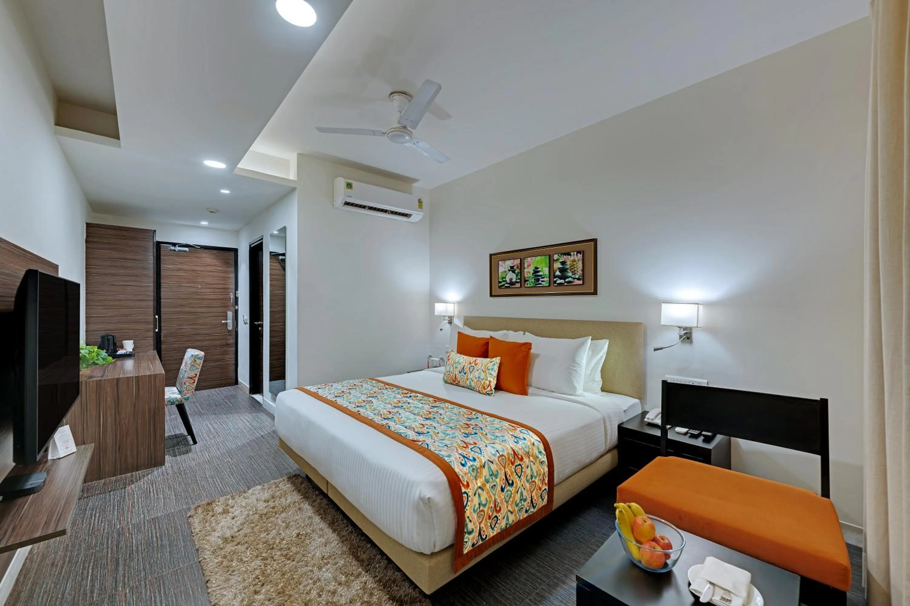 Bed in Ahuja Residency GCR