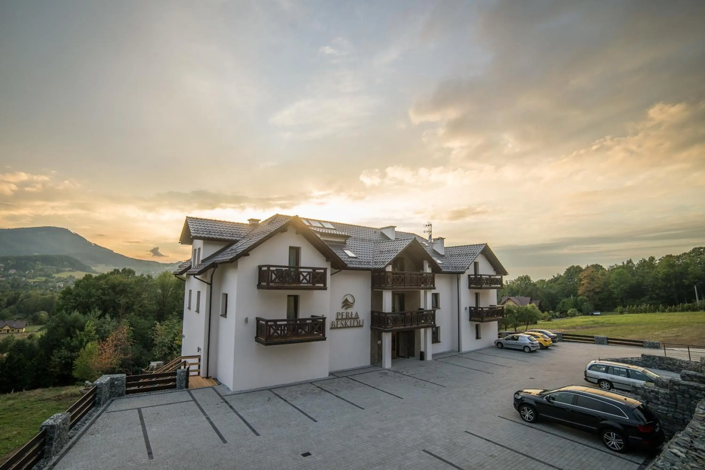 Facade/entrance in Perła Beskidu Facade/entrance in Perła Beskidu