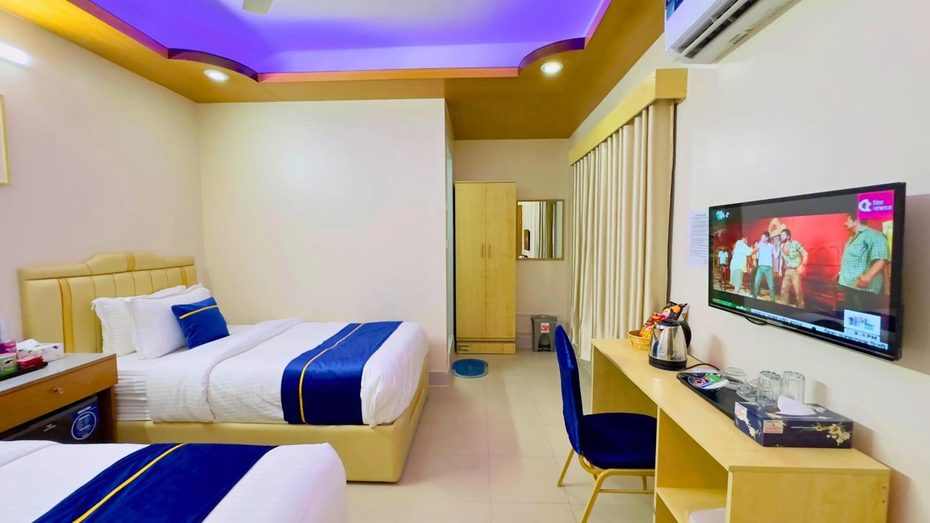 Bedroom, Bed in The Ambassador Hotel Dhanmondi