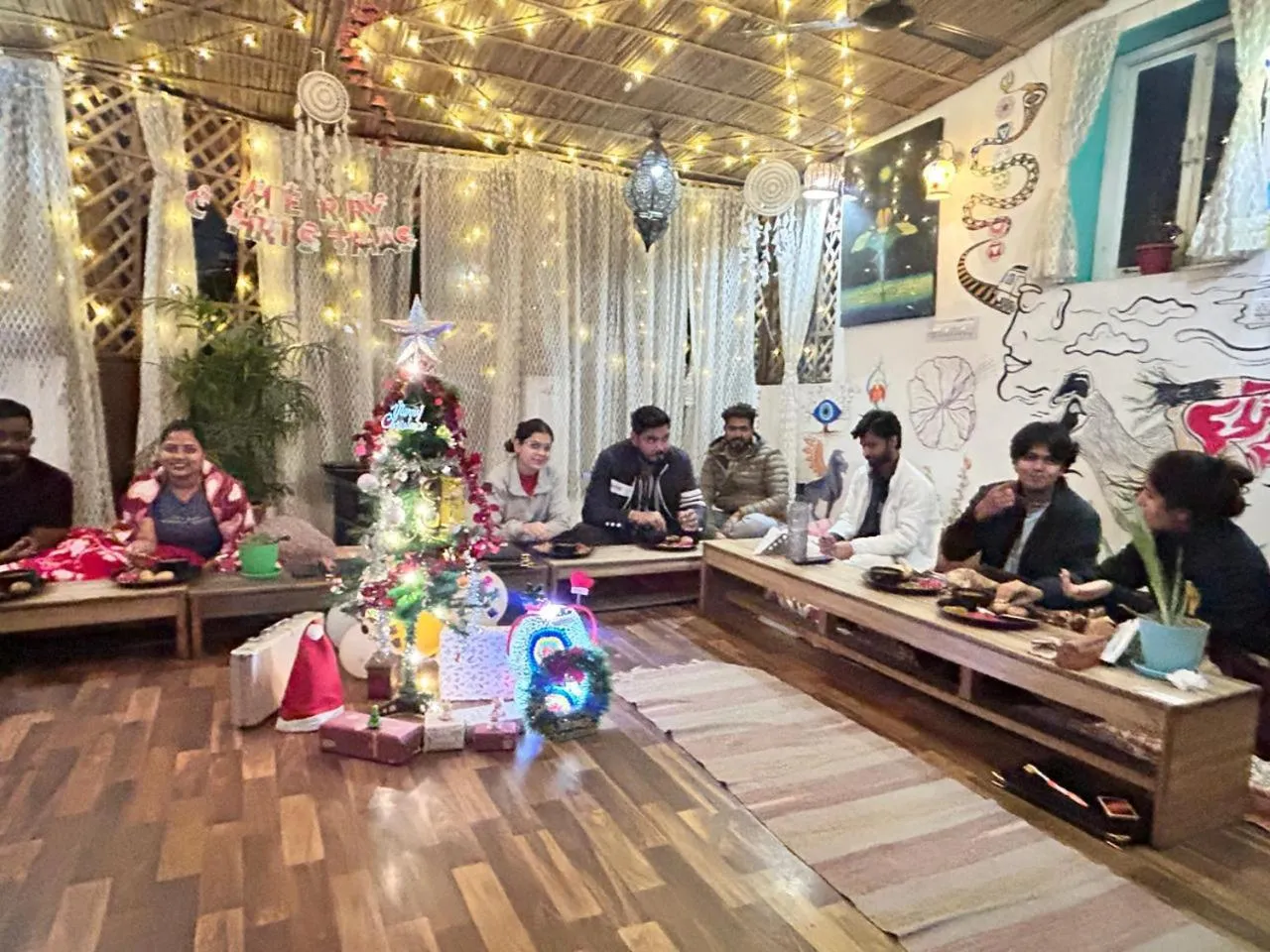 Restaurant/places to eat in The Pink Chapter Hostel, Jaipur