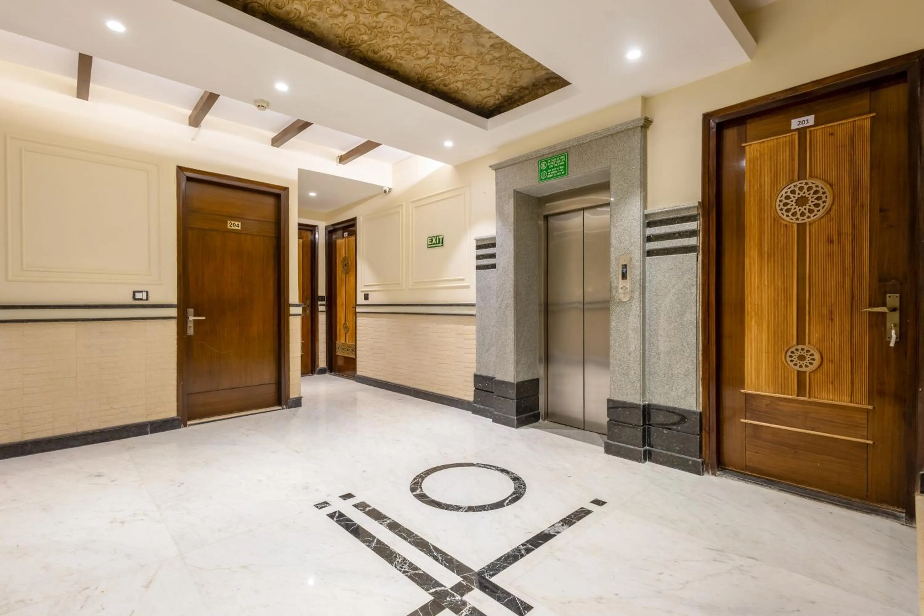 Floor plan in Hotel Vanson Villa, City Centre - With Free Airport & Train Station Pickup