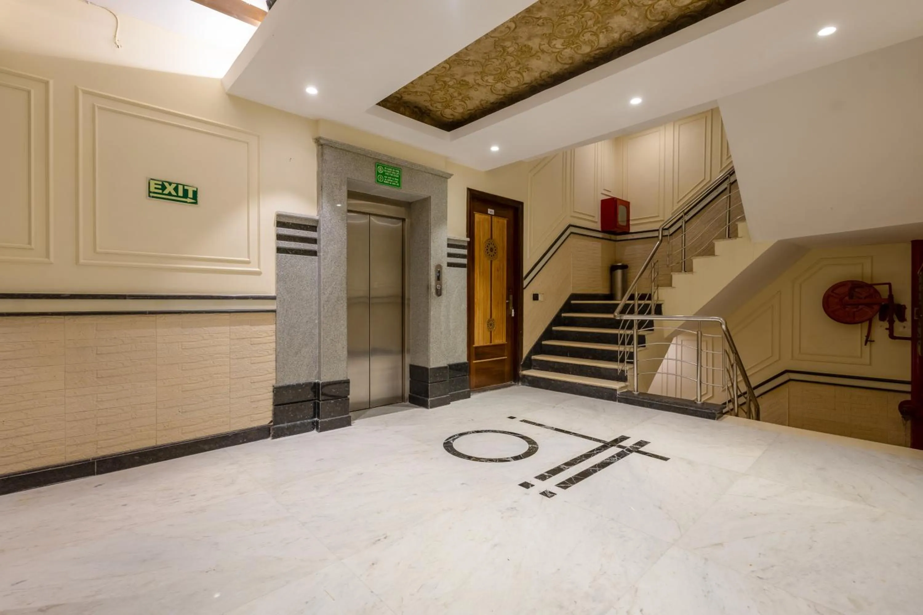 Floor plan in Hotel Vanson Villa, City Centre - With Free Airport & Train Station Pickup