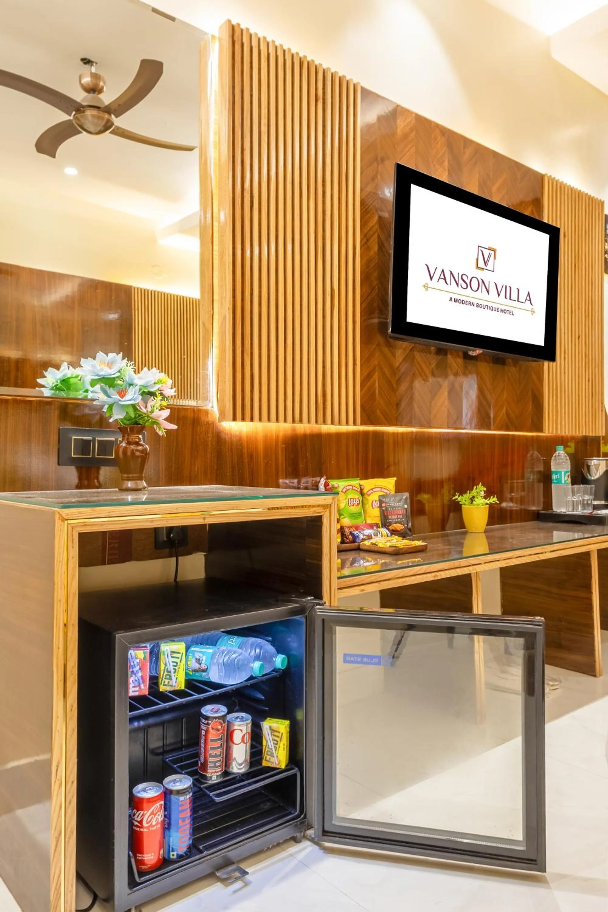 Coffee/tea facilities in Hotel Vanson Villa, City Centre - With Free Airport & Train Station Pickup
