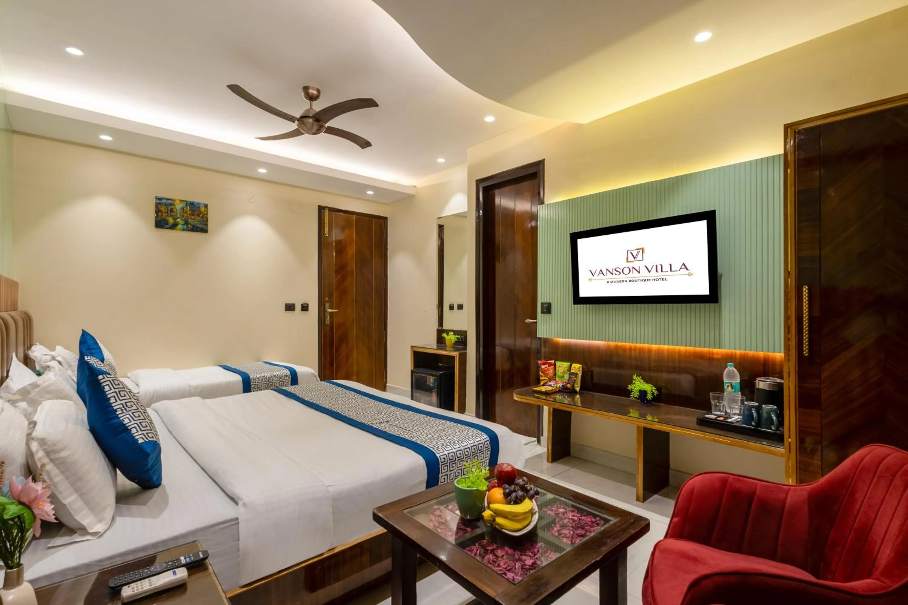 Bed in Hotel Vanson Villa, City Centre - With Free Airport & Train Station Pickup