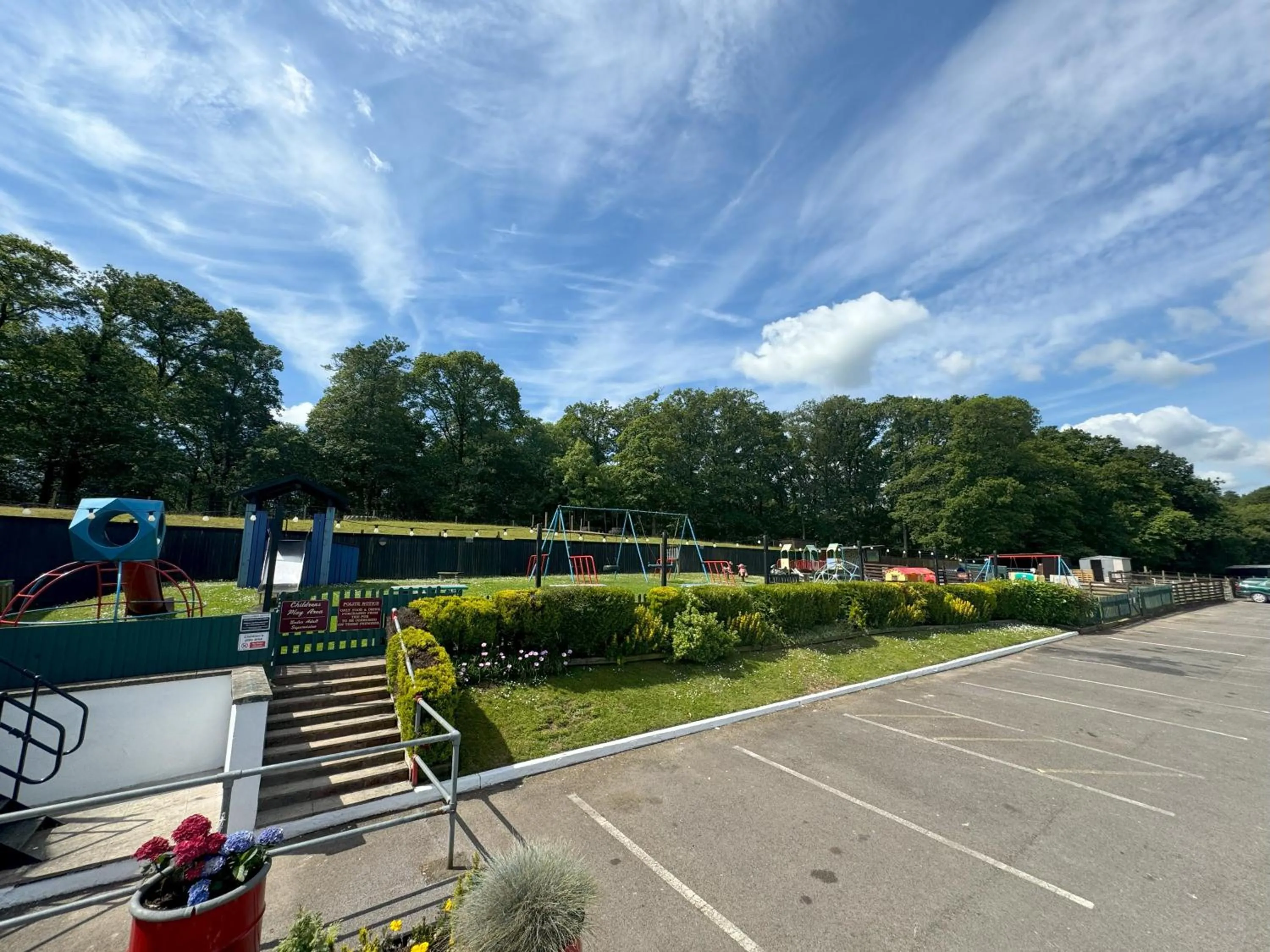 Children play ground in The Kings Head Inn
