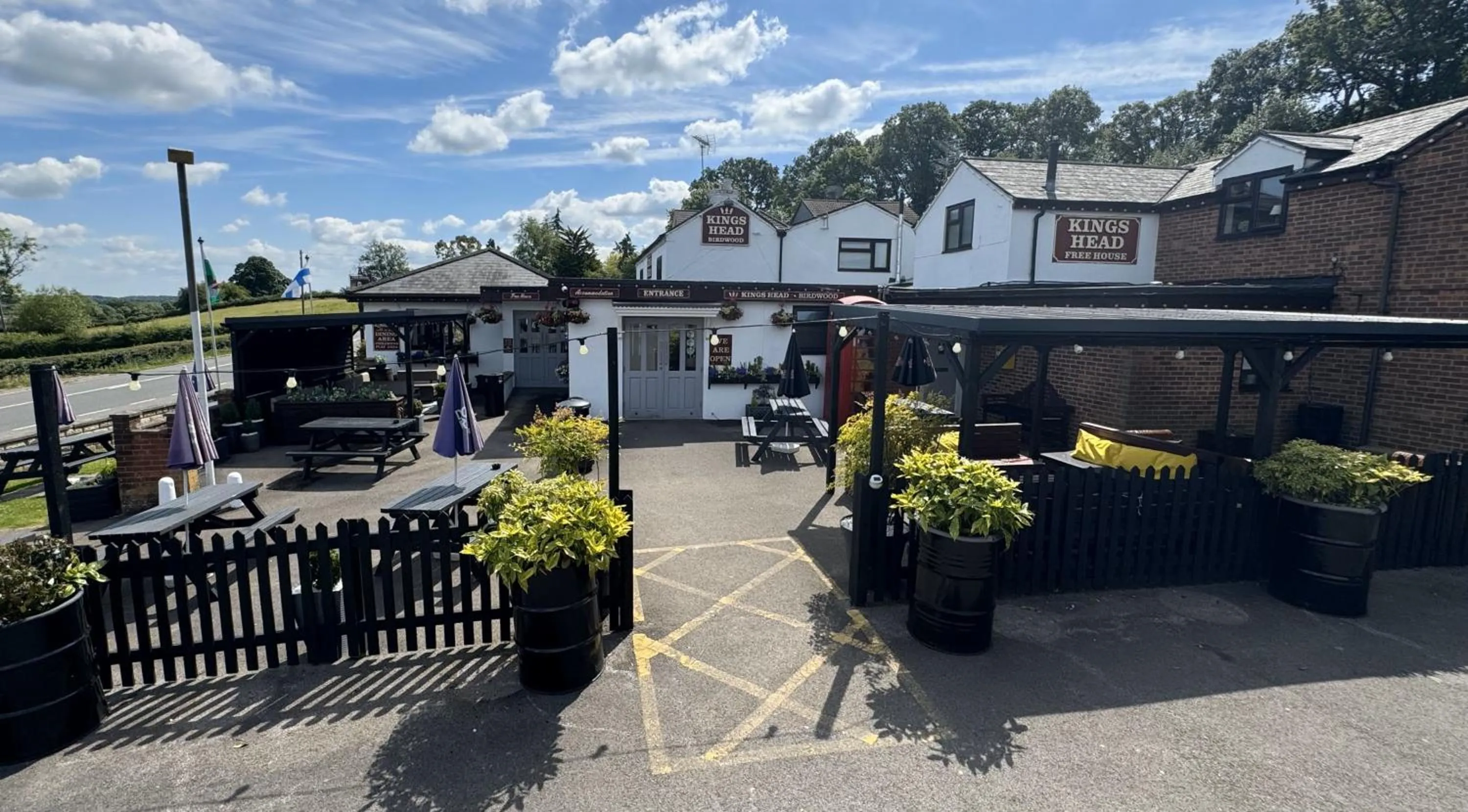 Patio in The Kings Head Inn