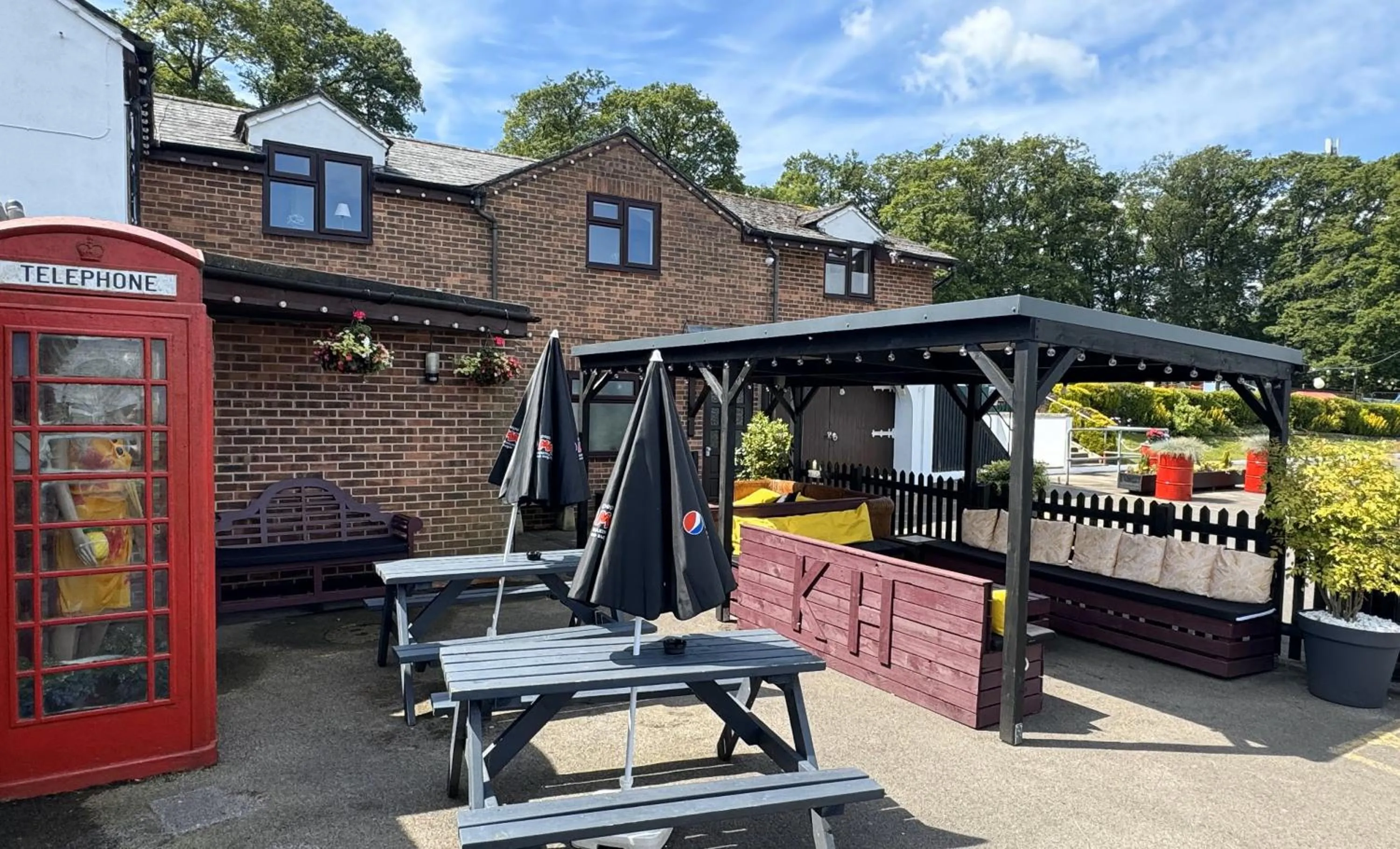 Property building in The Kings Head Inn