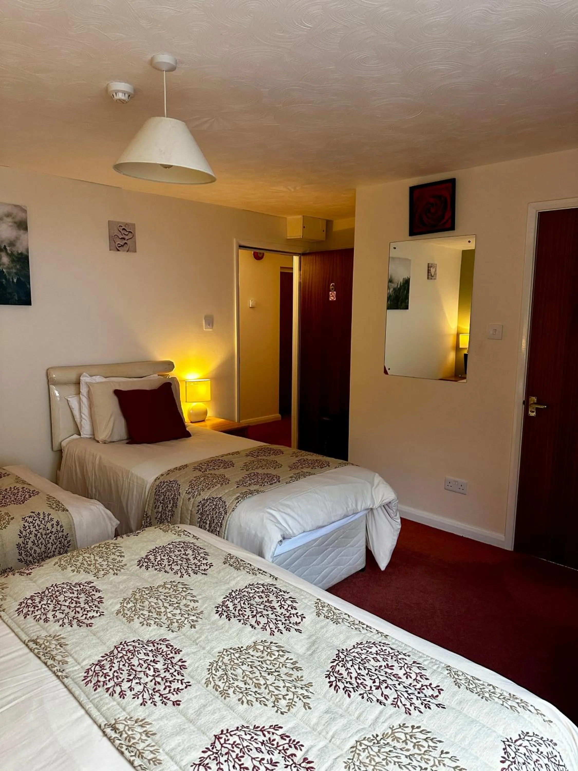 Bed in The Kings Head Inn